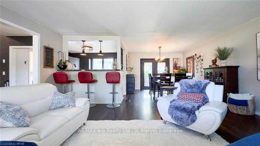 Photo 8 of 223 Coulton Drive, West Perth, Mitchell — HOMEH