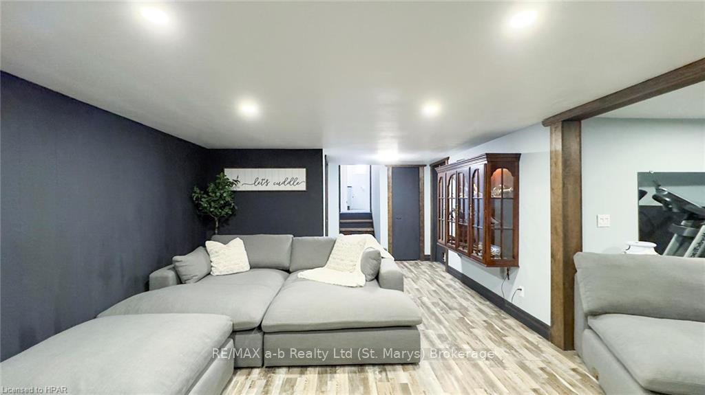 Photo 21 of 223 Coulton Drive, West Perth, Mitchell — HOMEH