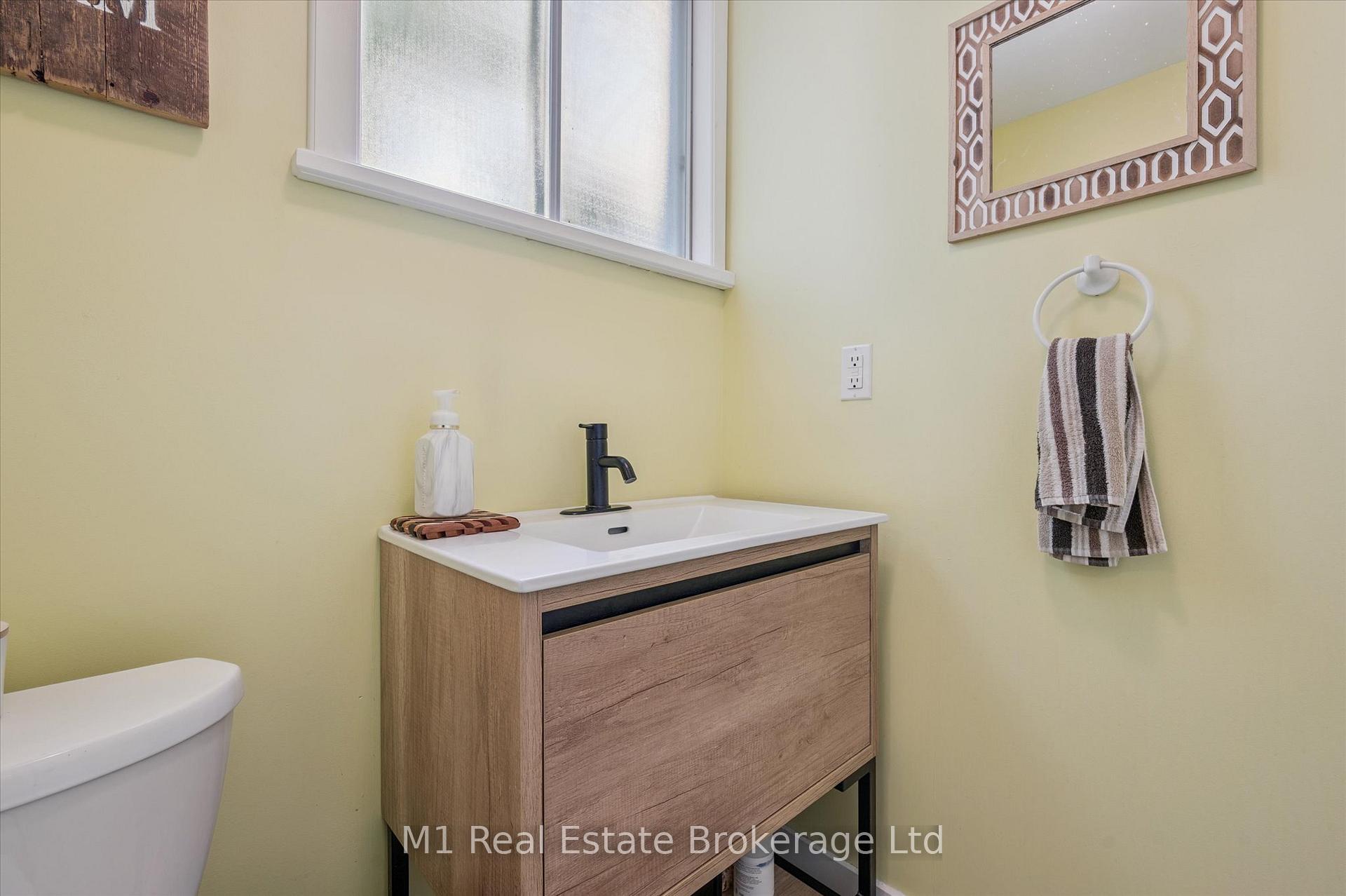 Photo 25 of 13 Maple Street, Woolwich — HOMEH