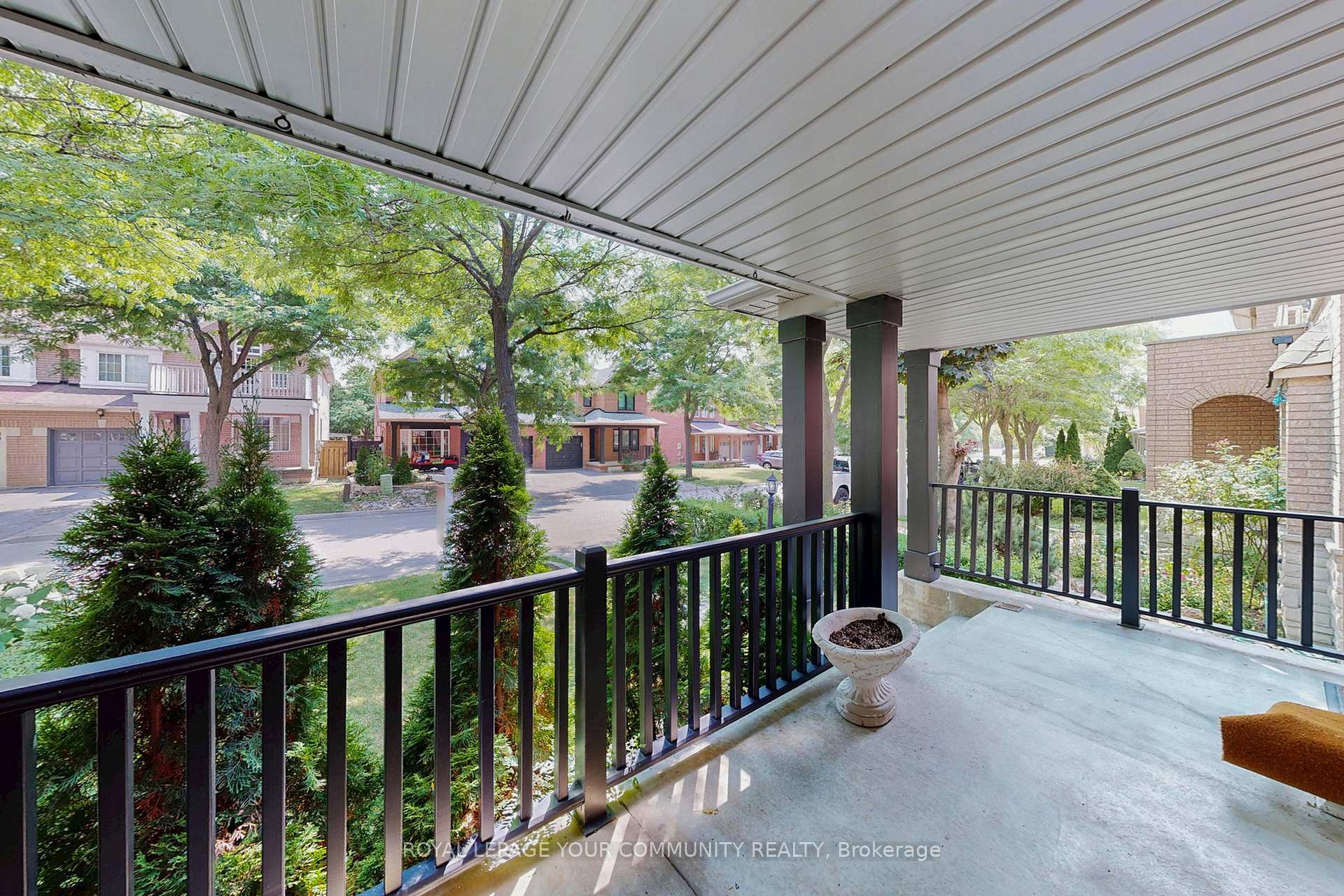 Photo 2 of 199 Equator Crescent, Vaughan, Vellore Village — HOMEH