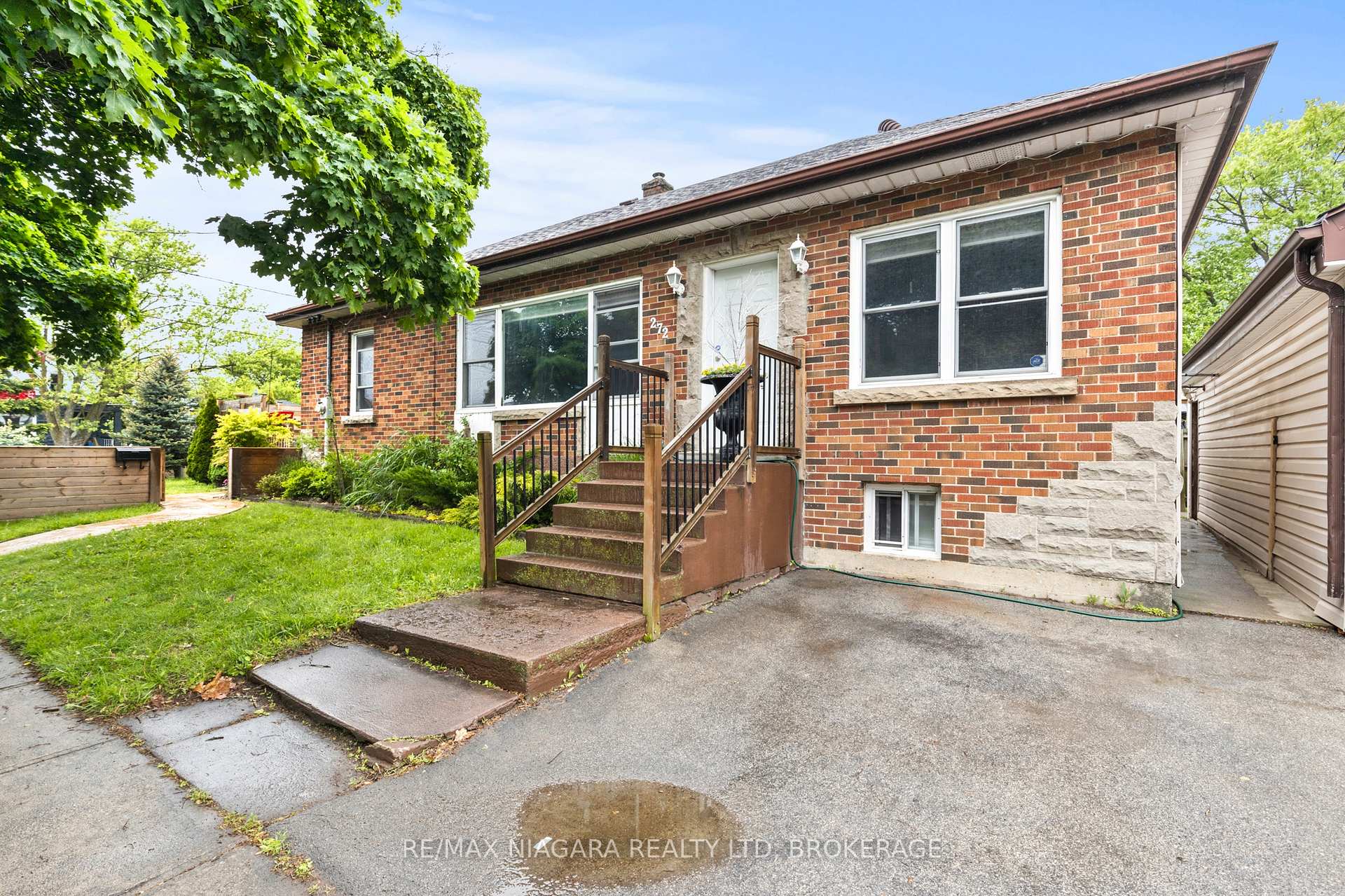 Photo 1 of 272 Wallace Avenue S, Welland, Lincoln/Crowland — HOMEH