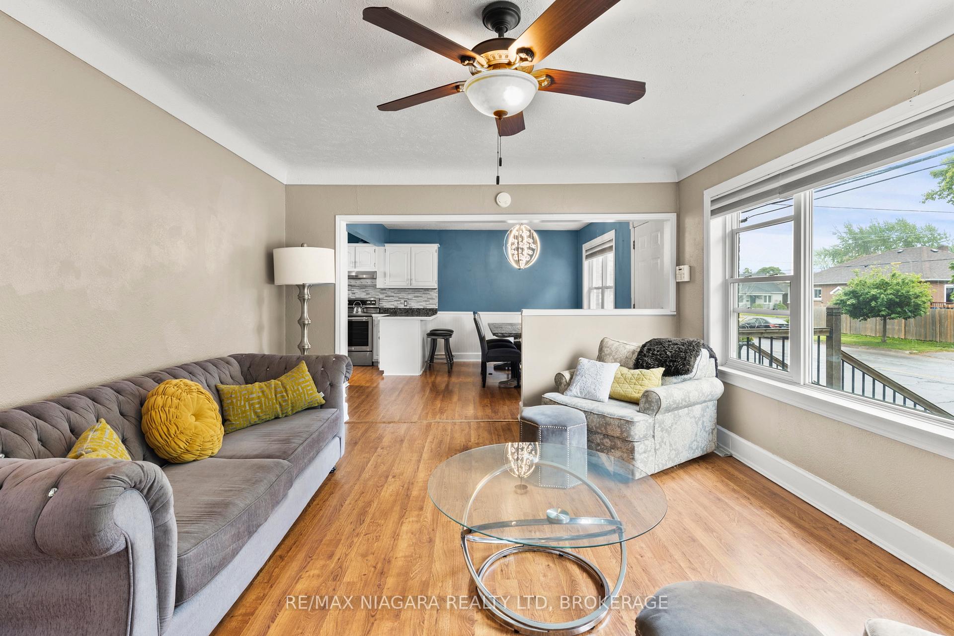 Photo 6 of 272 Wallace Avenue S, Welland, Lincoln/Crowland — HOMEH