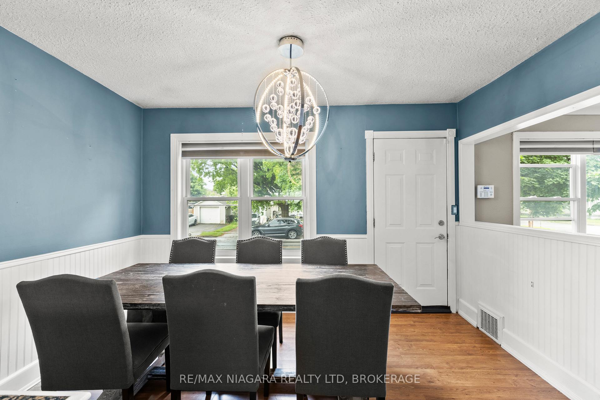 Photo 10 of 272 Wallace Avenue S, Welland, Lincoln/Crowland — HOMEH