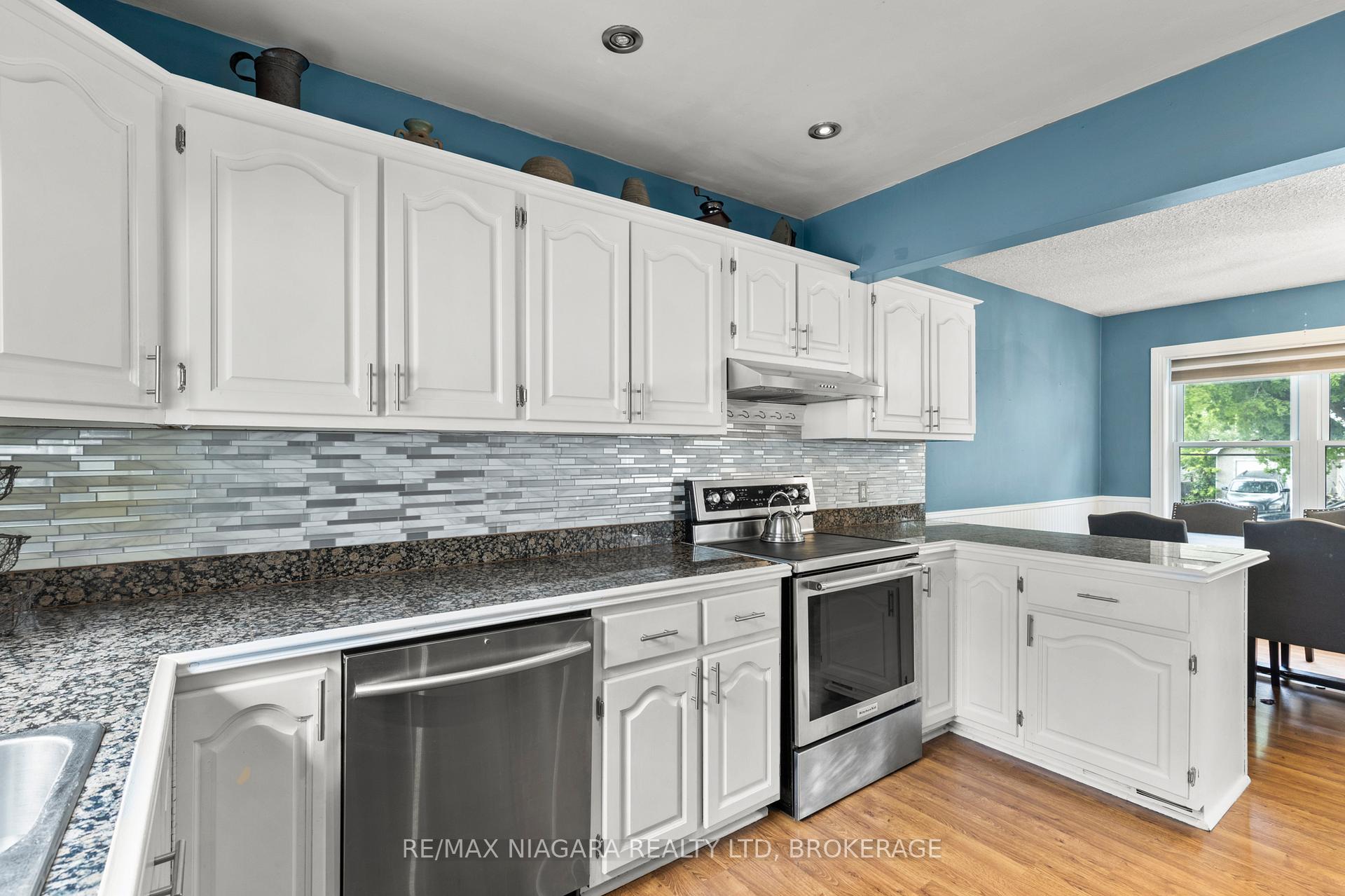 Photo 14 of 272 Wallace Avenue S, Welland, Lincoln/Crowland — HOMEH