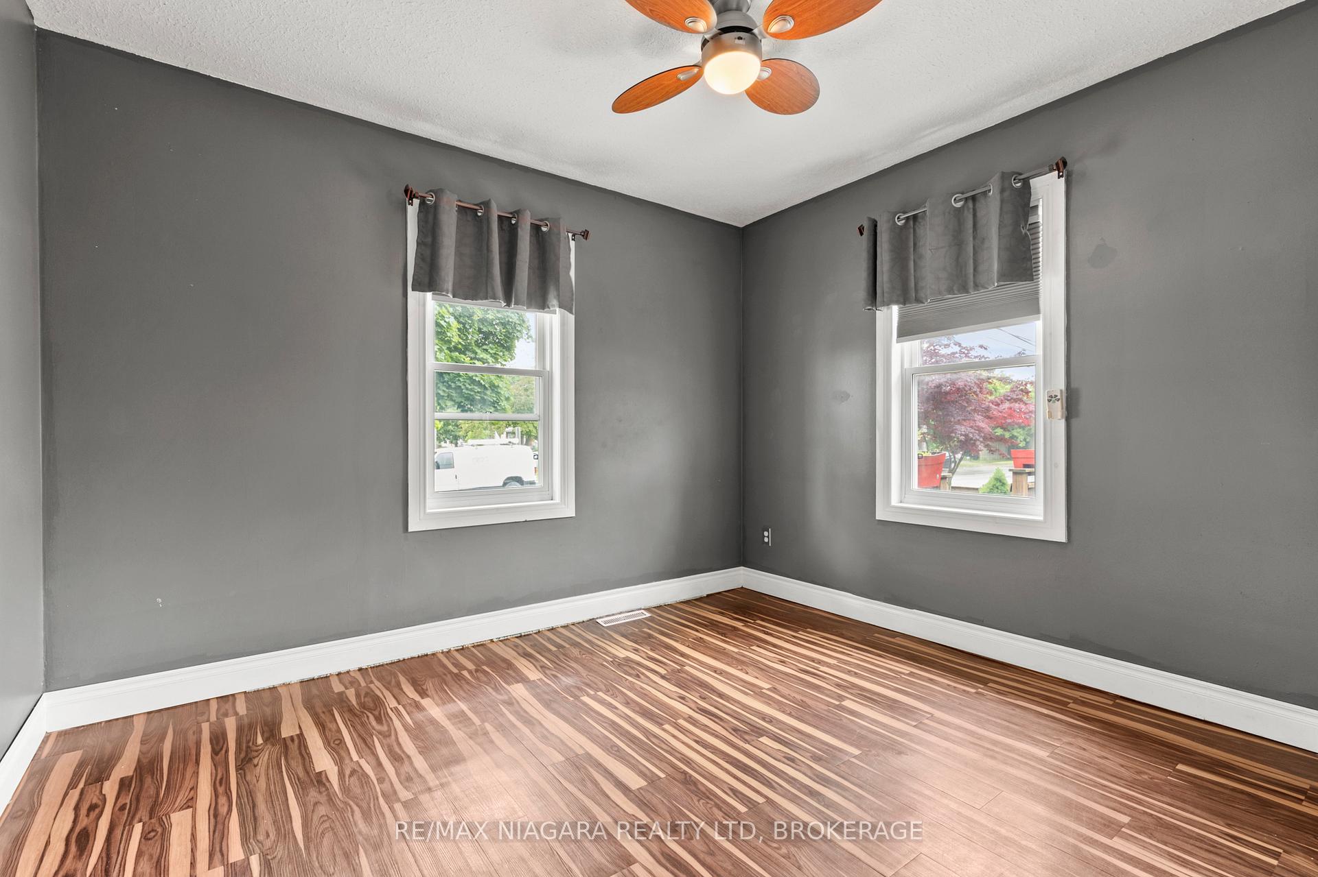 Photo 18 of 272 Wallace Avenue S, Welland, Lincoln/Crowland — HOMEH