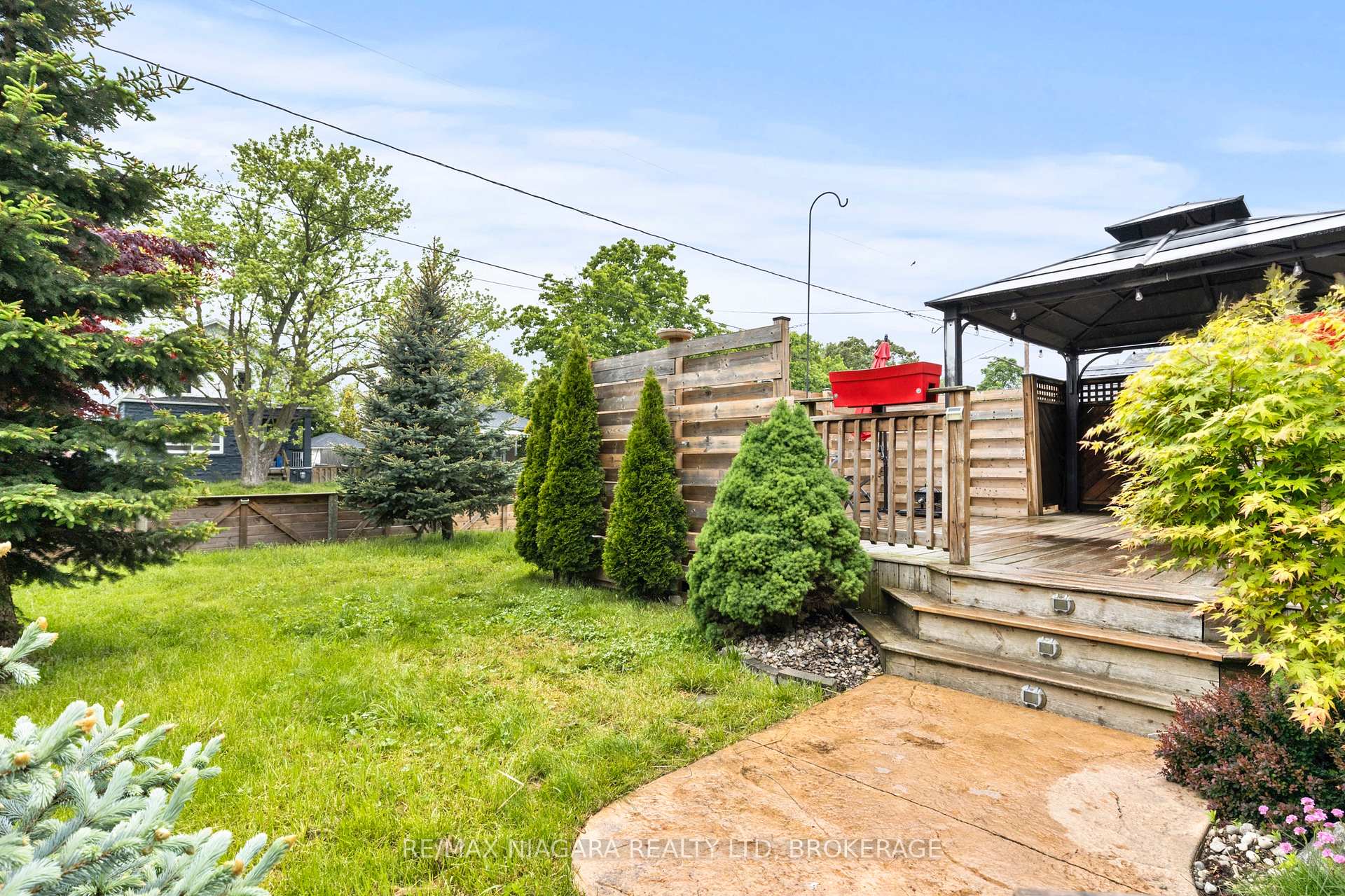 Photo 33 of 272 Wallace Avenue S, Welland, Lincoln/Crowland — HOMEH