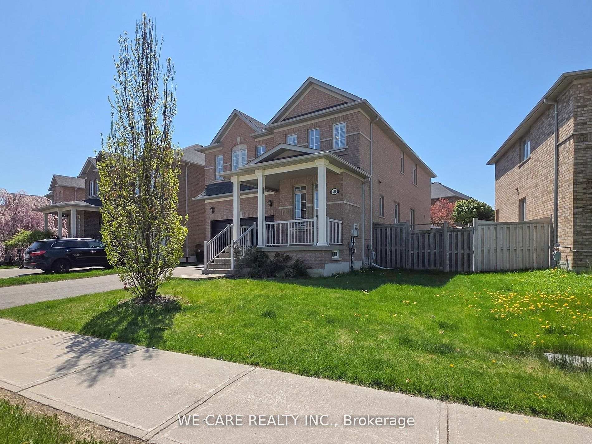 Photo 2 of 461 Autumn Hill Boulevard, Vaughan, Patterson — HOMEH