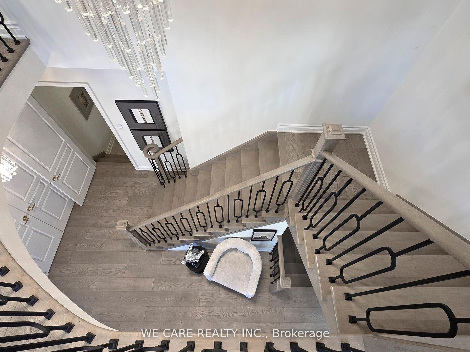 Photo 16 of 461 Autumn Hill Boulevard, Vaughan, Patterson — HOMEH