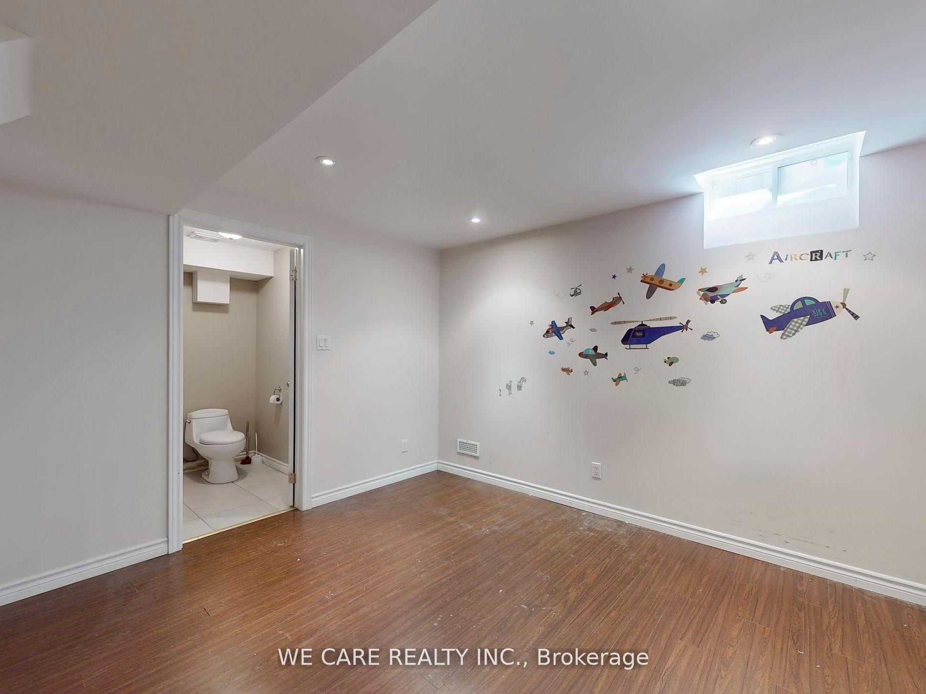Photo 36 of 461 Autumn Hill Boulevard, Vaughan, Patterson — HOMEH