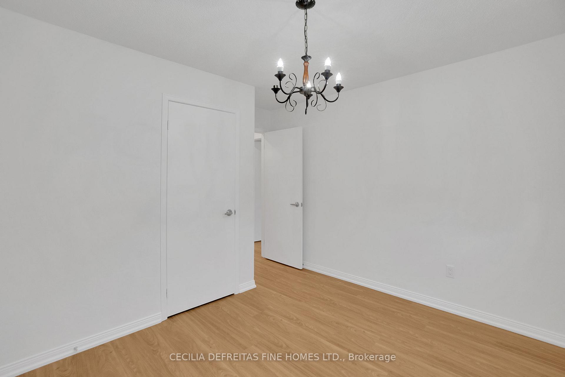 Photo 18 of Unit UPPER, 54 Ashburn Crescent, Vaughan, East Woodbridge — HOMEH