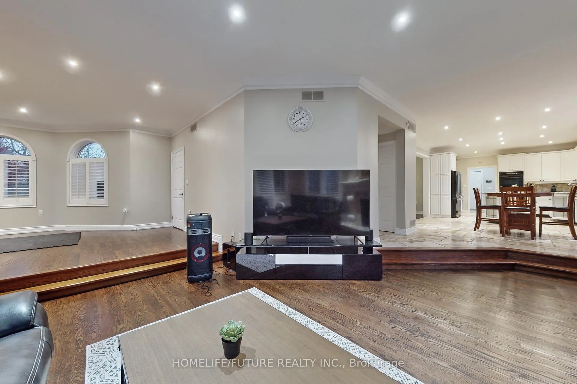 Photo 13 of 82 Pearson Road, Welland, Cooks Mills — HOMEH