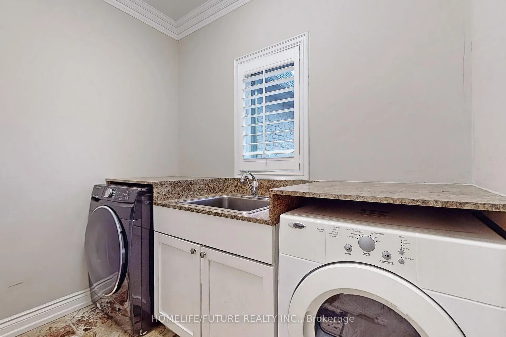 Photo 23 of 82 Pearson Road, Welland, Cooks Mills — HOMEH