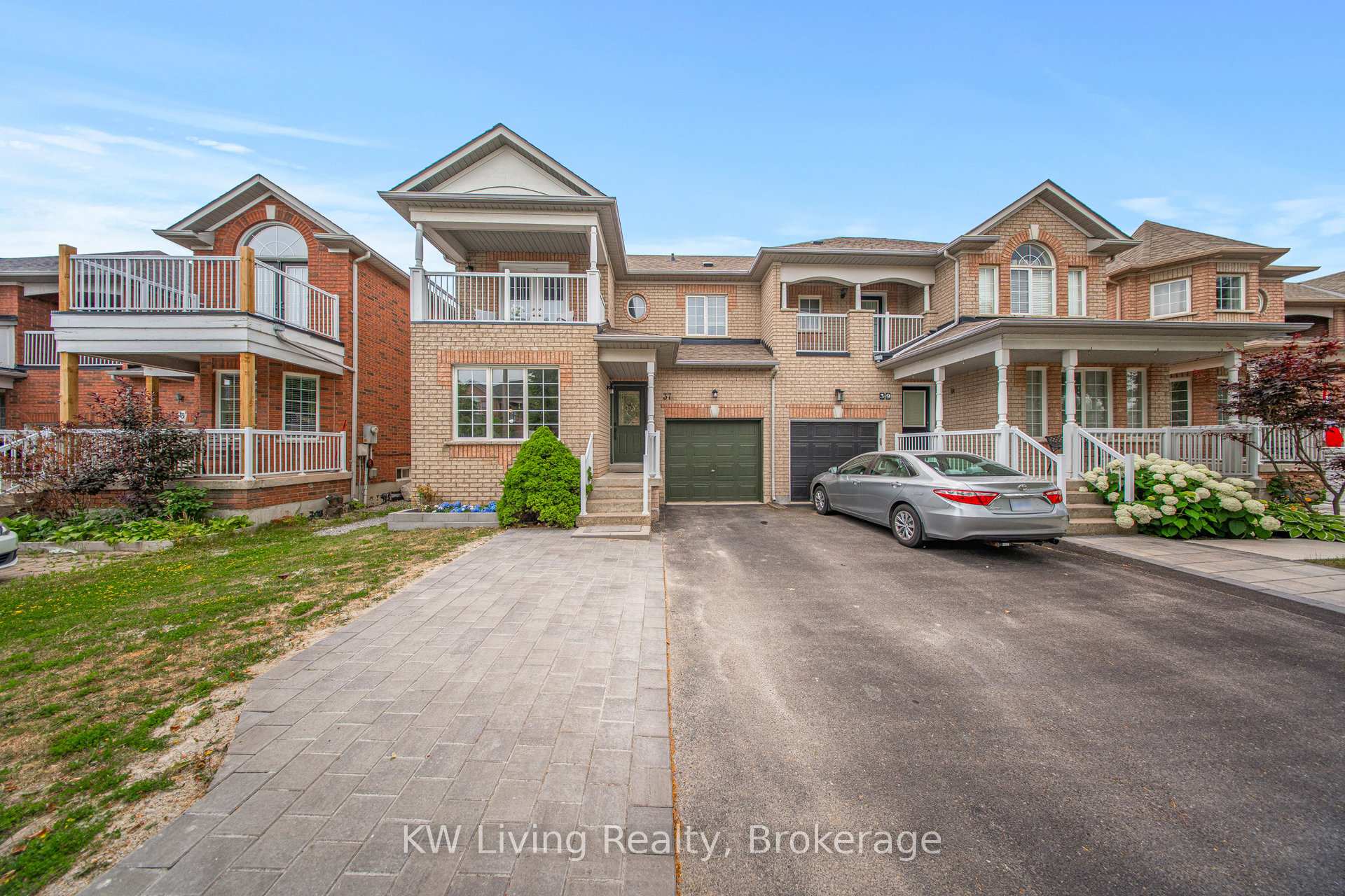 Photo 1 of 37 Bluewater Trail, Vaughan, Vellore Village — HOMEH
