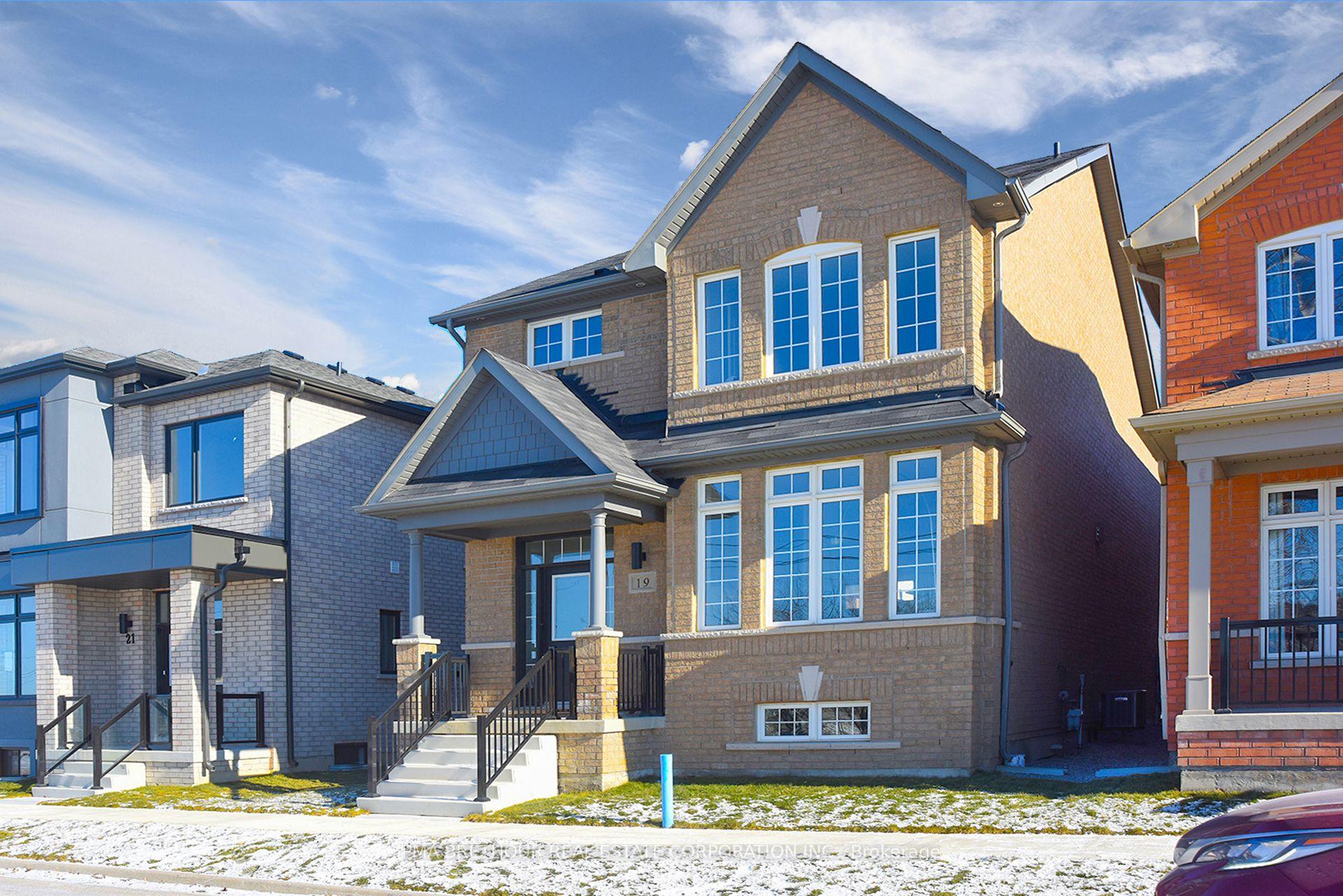 Photo 4 of 19 Countryside Street, Markham, Cornell — HOMEH