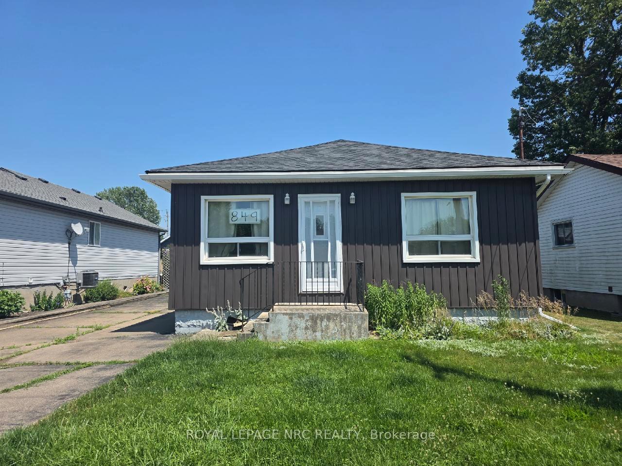 Photo 2 of 849 Harriet Street, Welland, Lincoln/Crowland — HOMEH