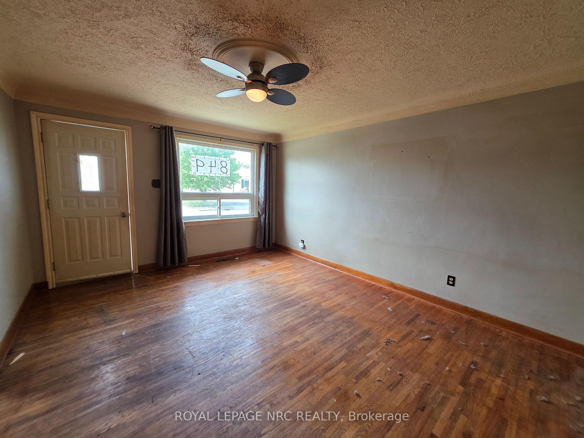 Photo 7 of 849 Harriet Street, Welland, Lincoln/Crowland — HOMEH