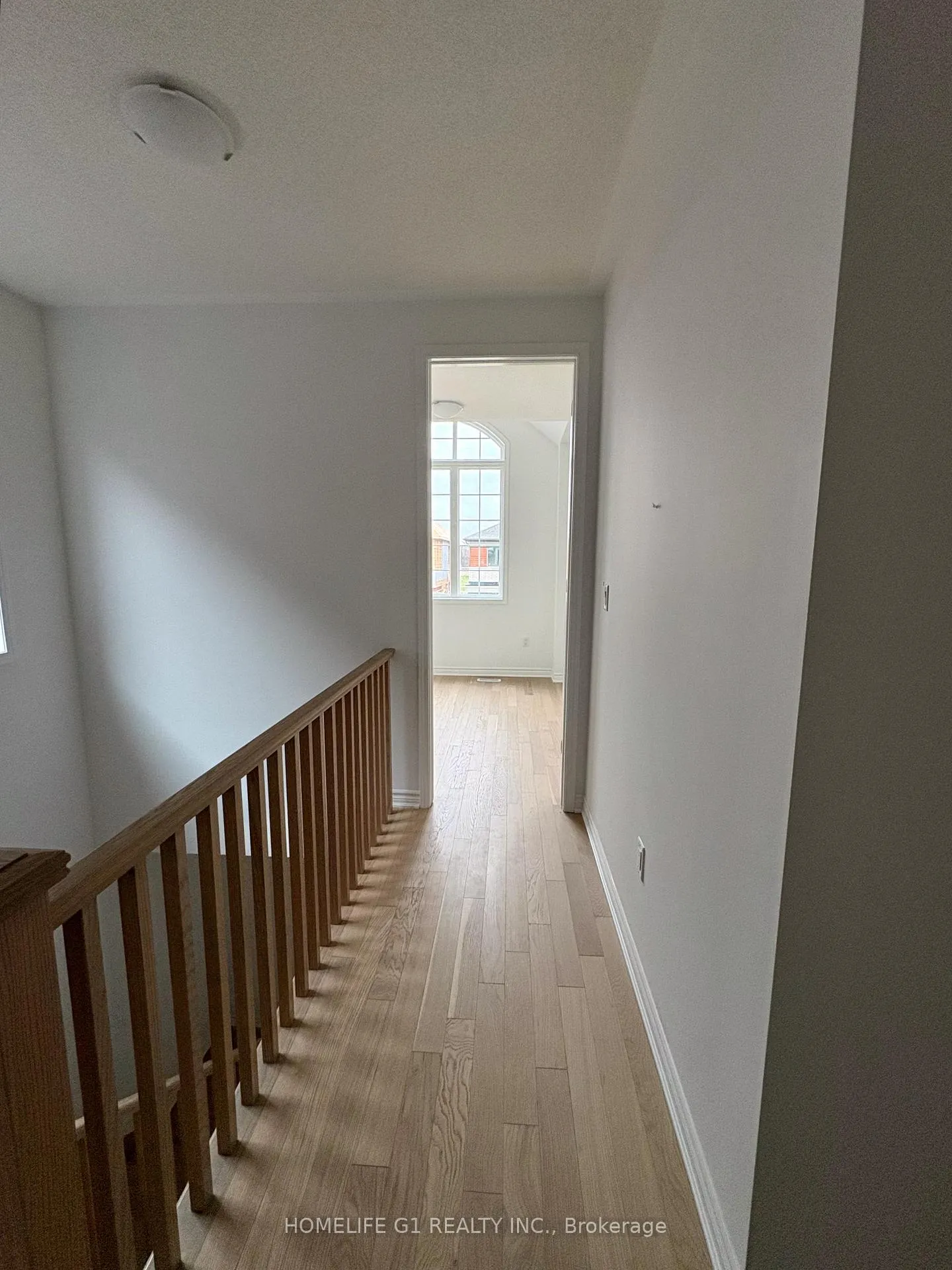 Photo 8 of 32 Foxley Heights, Barrie, Rural Barrie Southwest — HOMEH