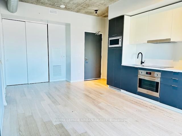 Photo 2 of Unit 2705, 170 Bayview Ave, Toronto, Moss Park — HOMEH