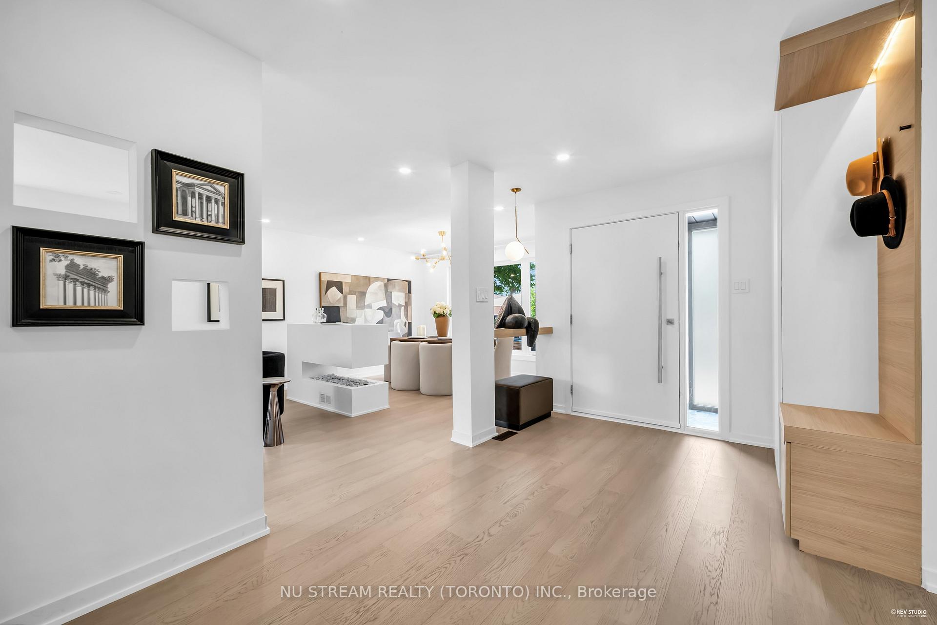 Photo 8 of 43 Brandy Crescent, Vaughan, East Woodbridge — HOMEH
