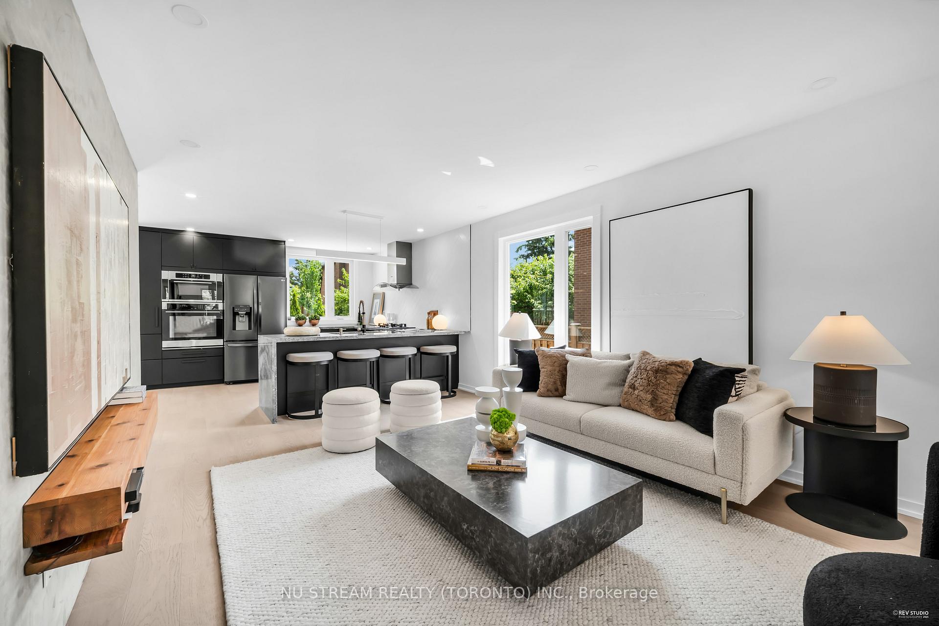 Photo 10 of 43 Brandy Crescent, Vaughan, East Woodbridge — HOMEH