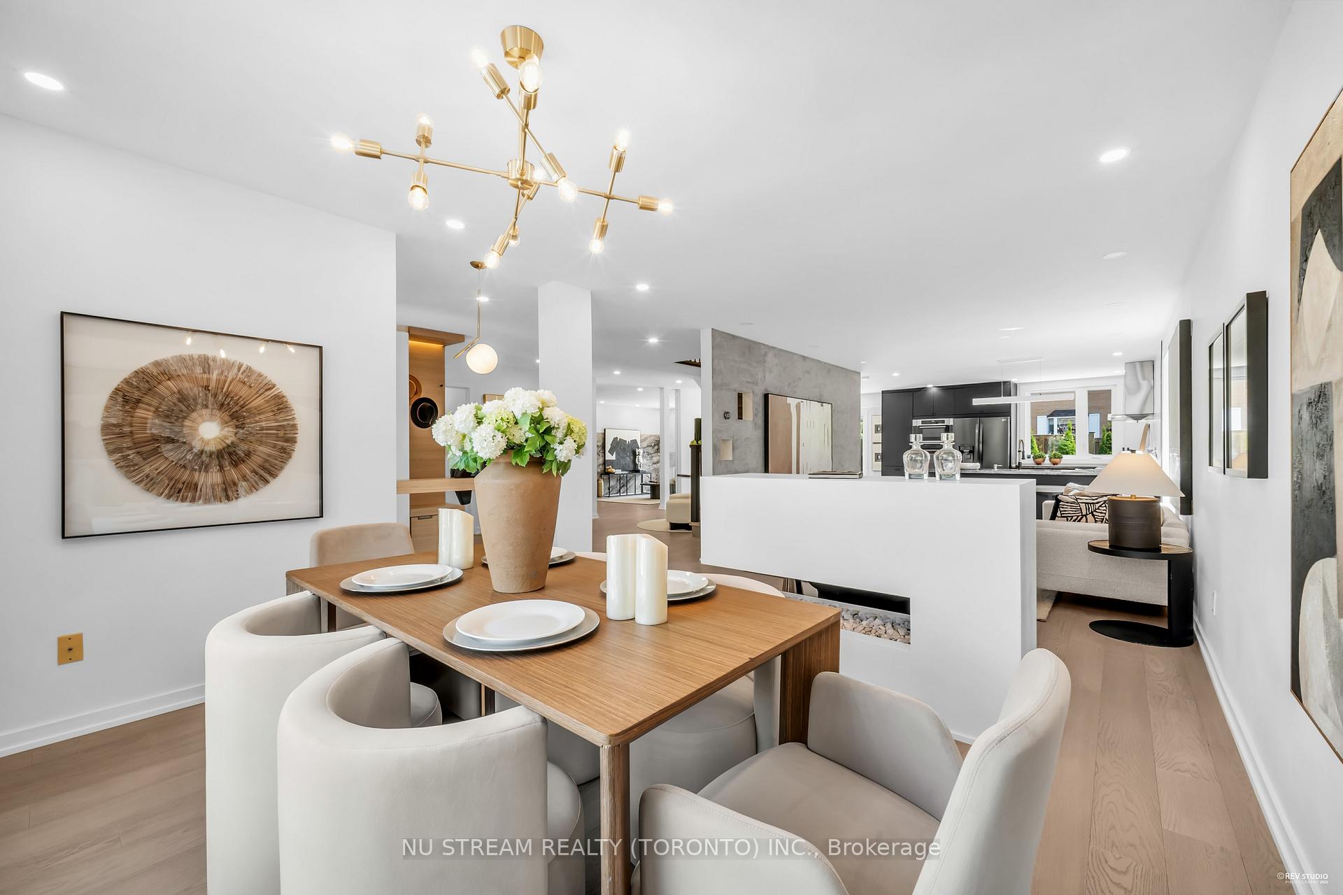 Photo 12 of 43 Brandy Crescent, Vaughan, East Woodbridge — HOMEH