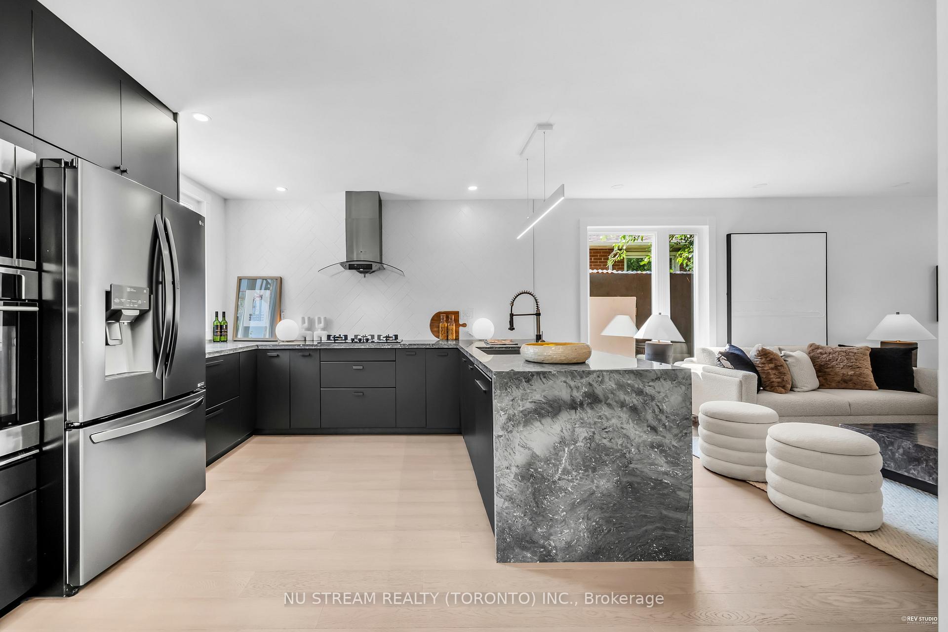 Photo 15 of 43 Brandy Crescent, Vaughan, East Woodbridge — HOMEH