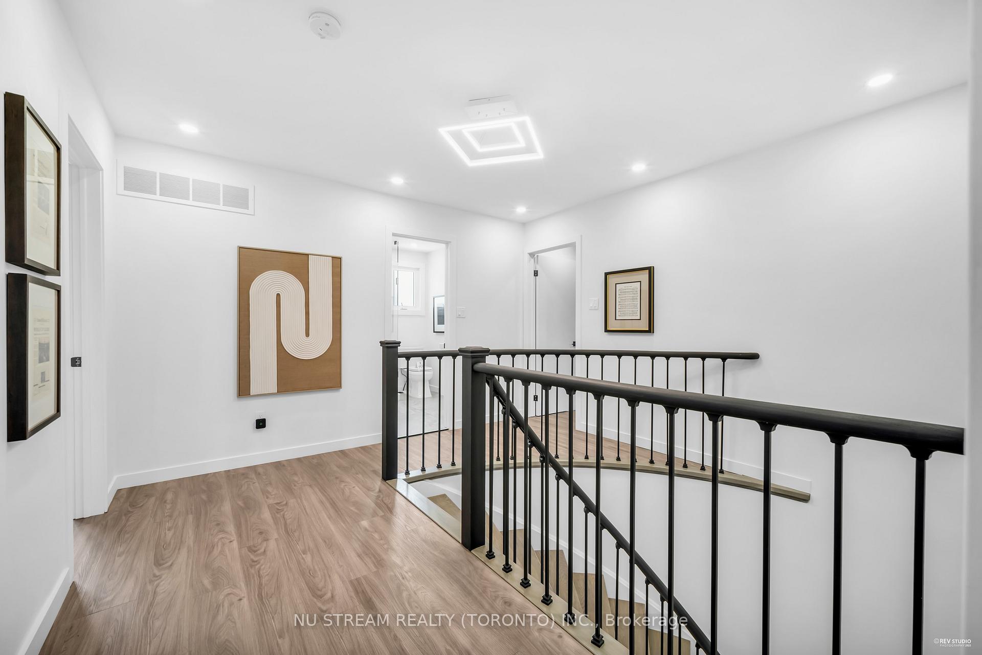 Photo 28 of 43 Brandy Crescent, Vaughan, East Woodbridge — HOMEH