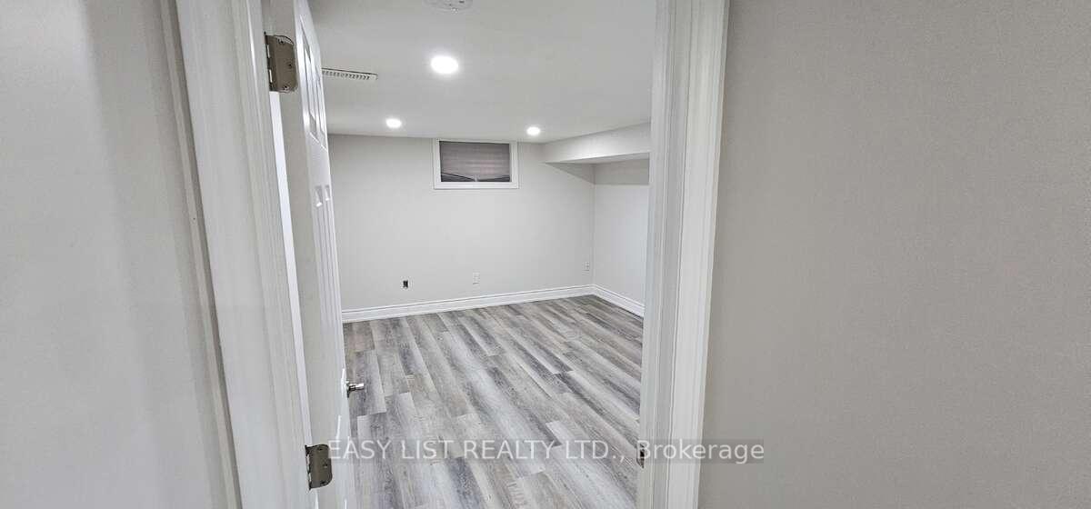 Photo 25 of 173 Bridgeport Road E, Waterloo — HOMEH