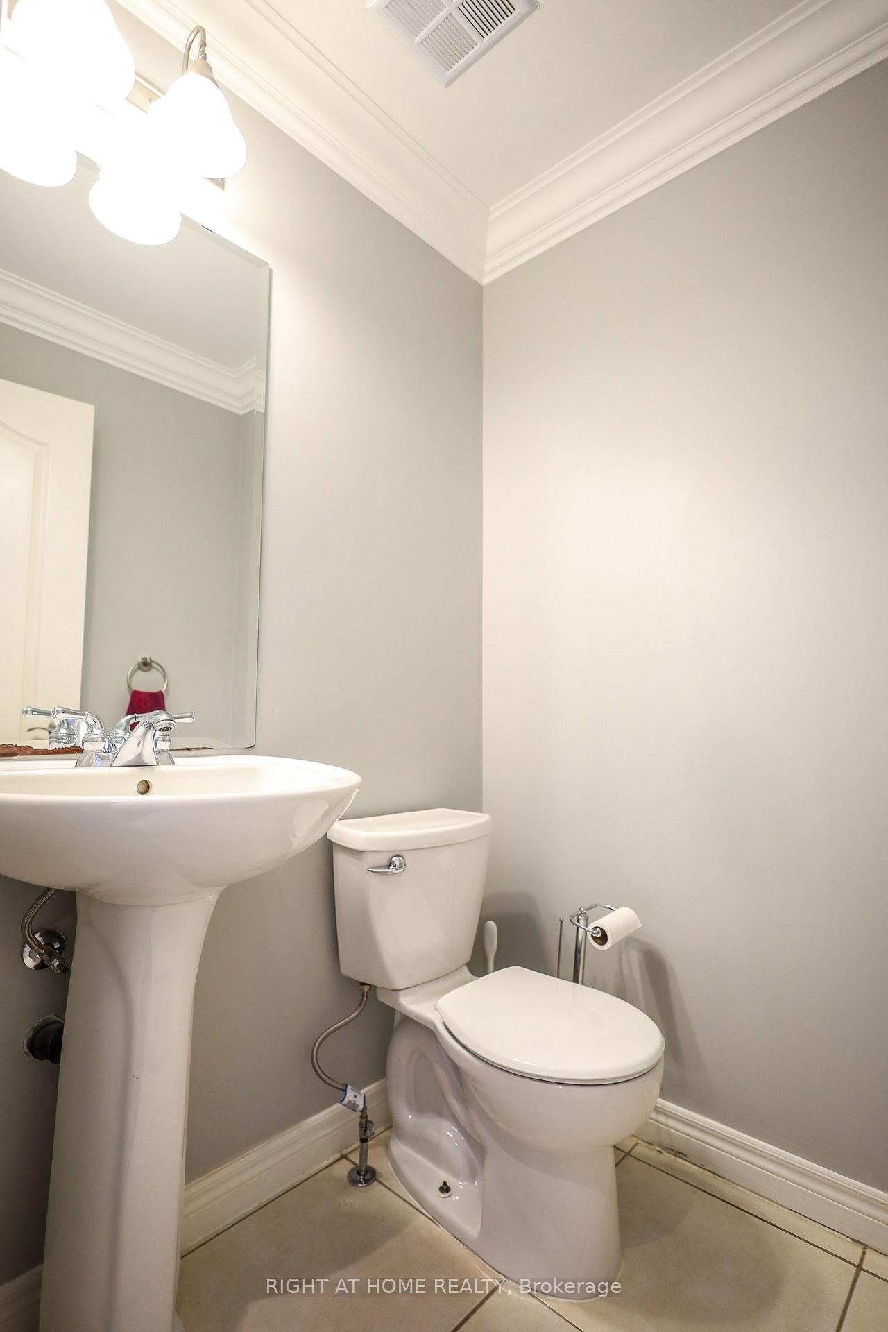 Photo 23 of 47 Millhouse Court, Vaughan, Patterson — HOMEH