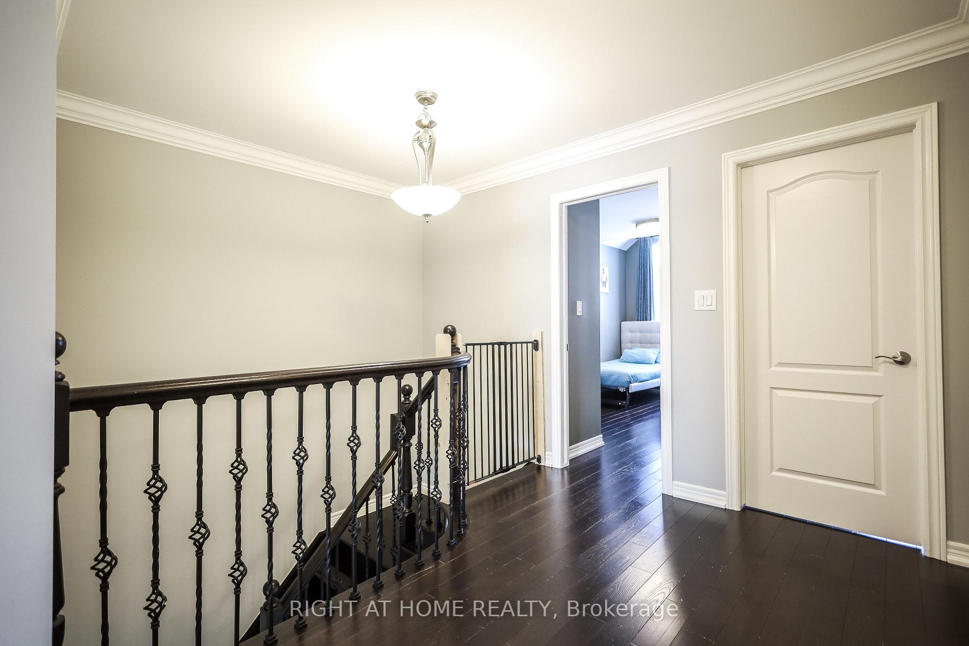 Photo 26 of 47 Millhouse Court, Vaughan, Patterson — HOMEH