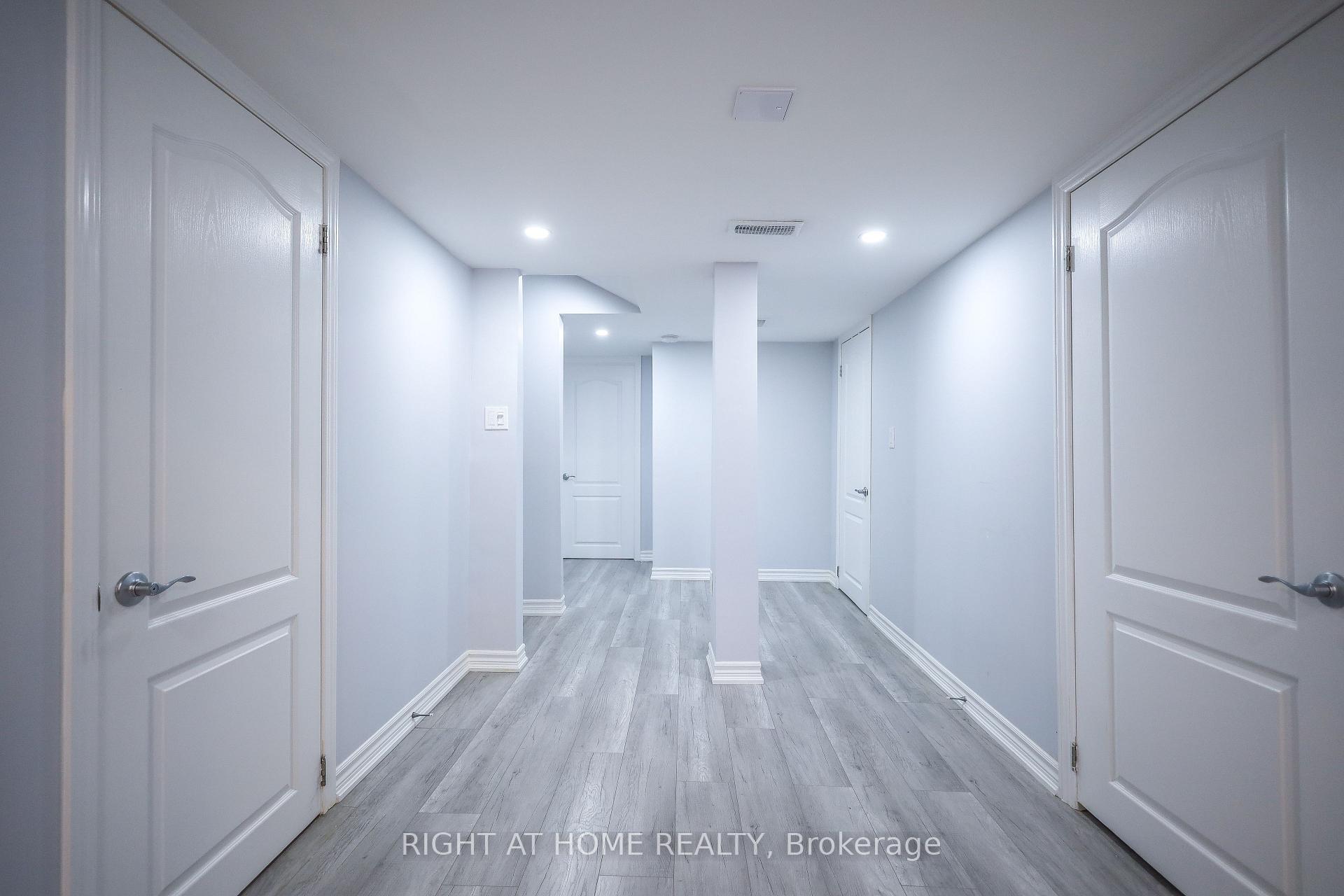 Photo 42 of 47 Millhouse Court, Vaughan, Patterson — HOMEH