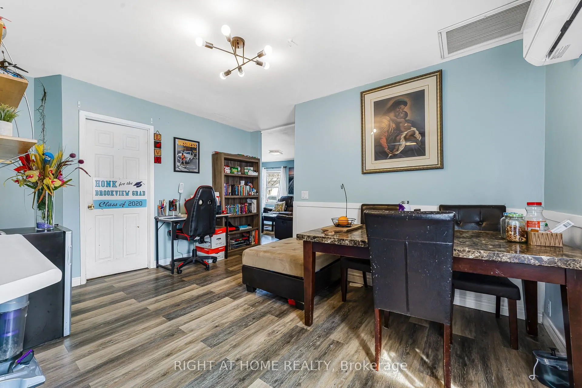 Photo 10 of 393 Victory Avenue, Welland, Lincoln/Crowland — HOMEH