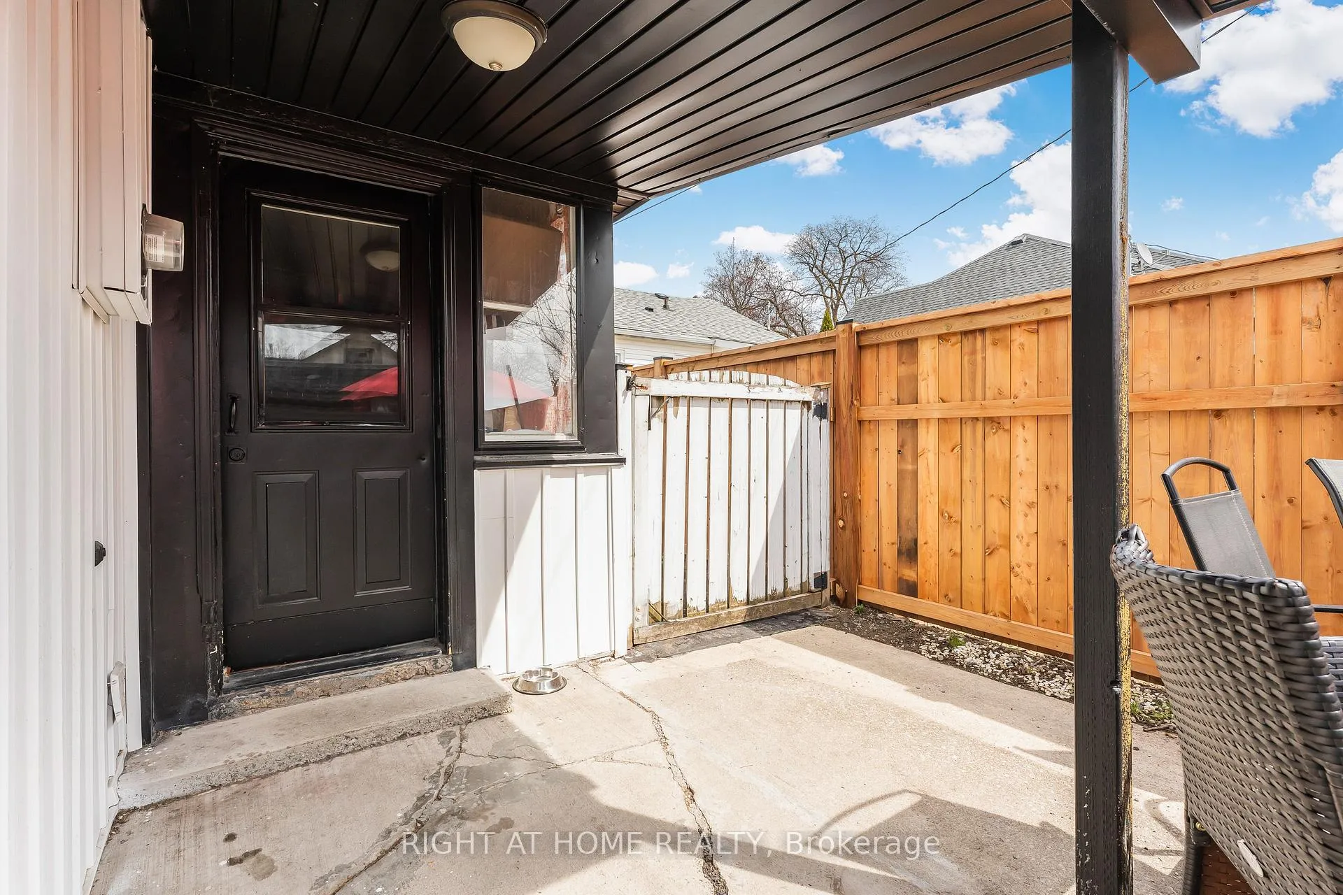 Photo 21 of 393 Victory Avenue, Welland, Lincoln/Crowland — HOMEH