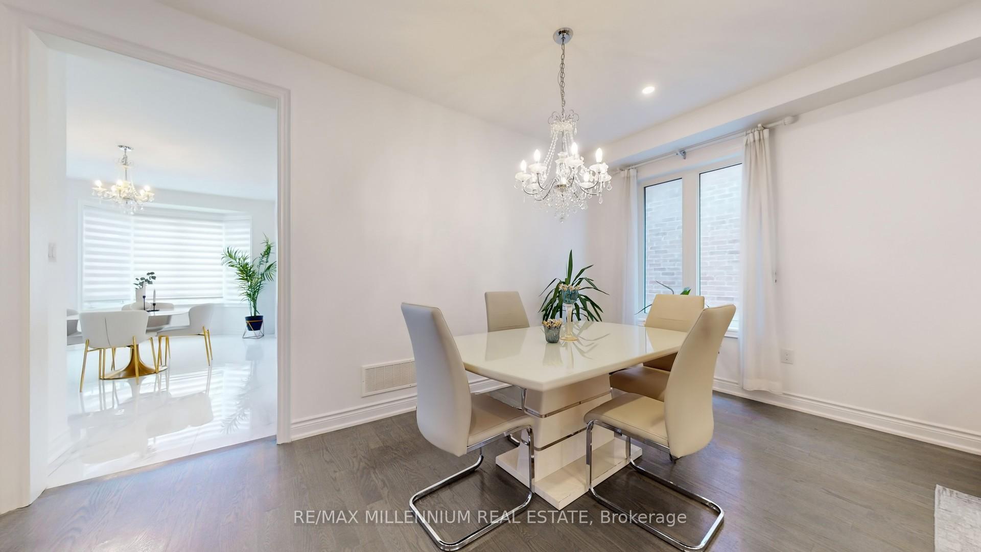 Photo 11 of 72 Cranbrook Crescent, Vaughan, Kleinburg — HOMEH