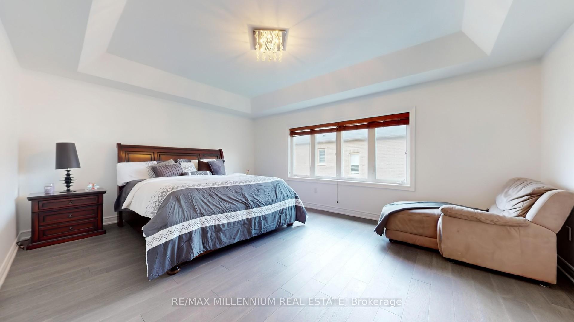 Photo 27 of 72 Cranbrook Crescent, Vaughan, Kleinburg — HOMEH