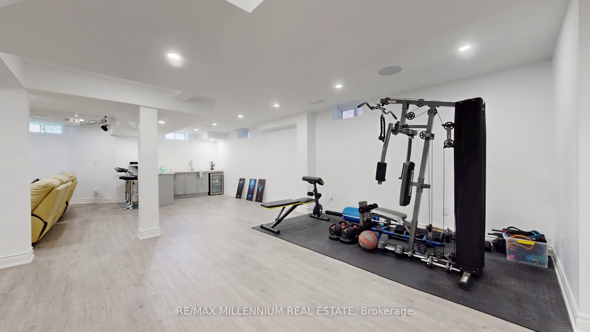 Photo 44 of 72 Cranbrook Crescent, Vaughan, Kleinburg — HOMEH