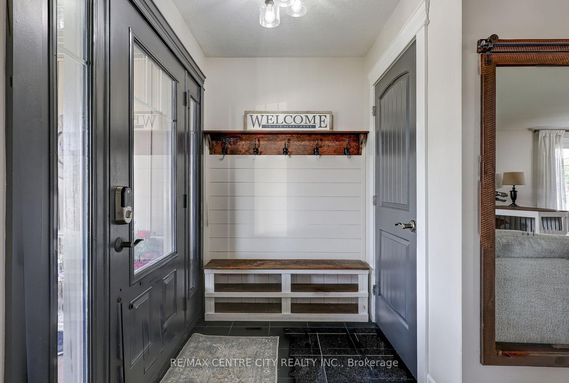 Photo 20 of 31 Richard Court, Aylmer — HOMEH