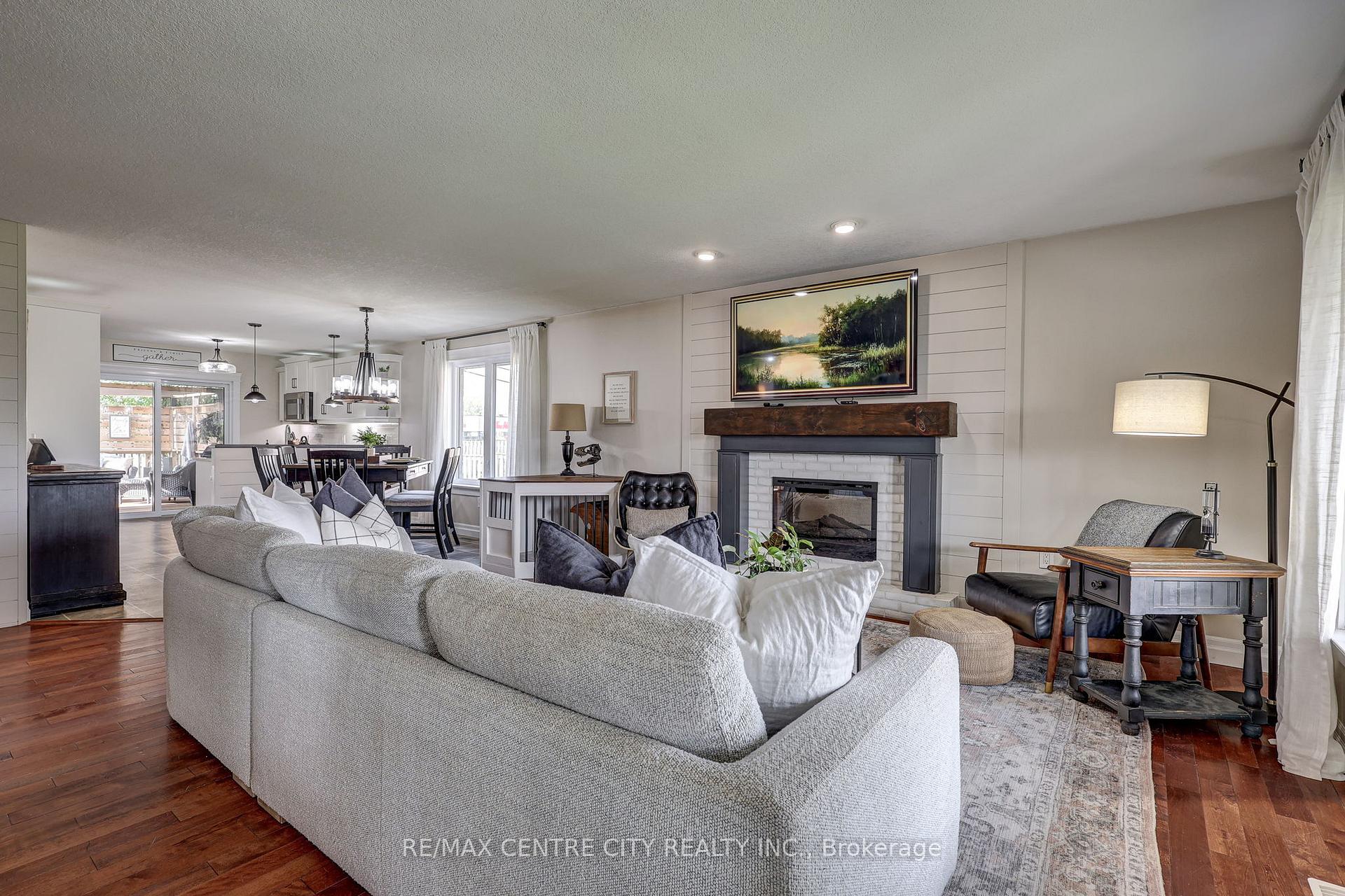Photo 19 of 31 Richard Court, Aylmer — HOMEH