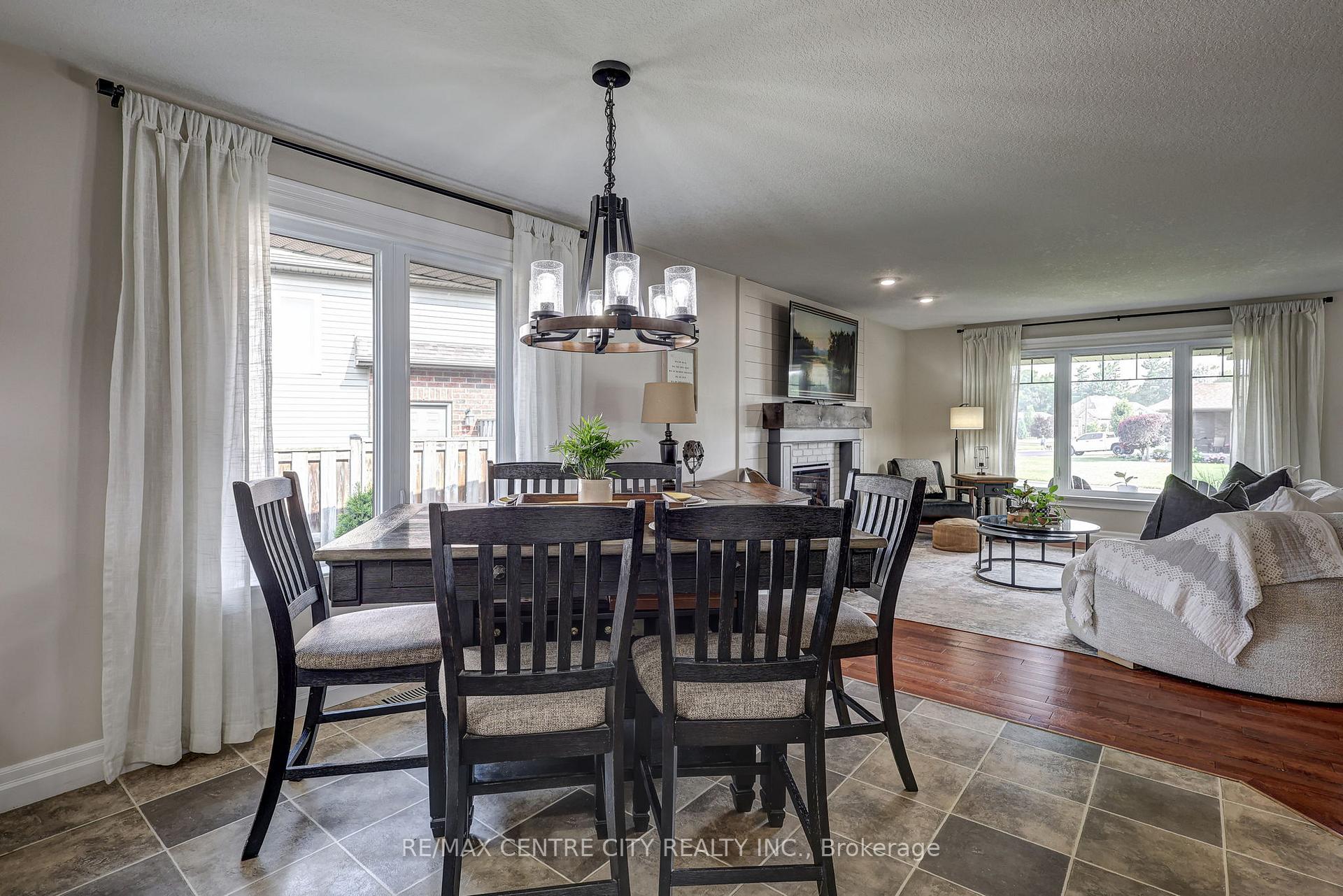 Photo 28 of 31 Richard Court, Aylmer — HOMEH