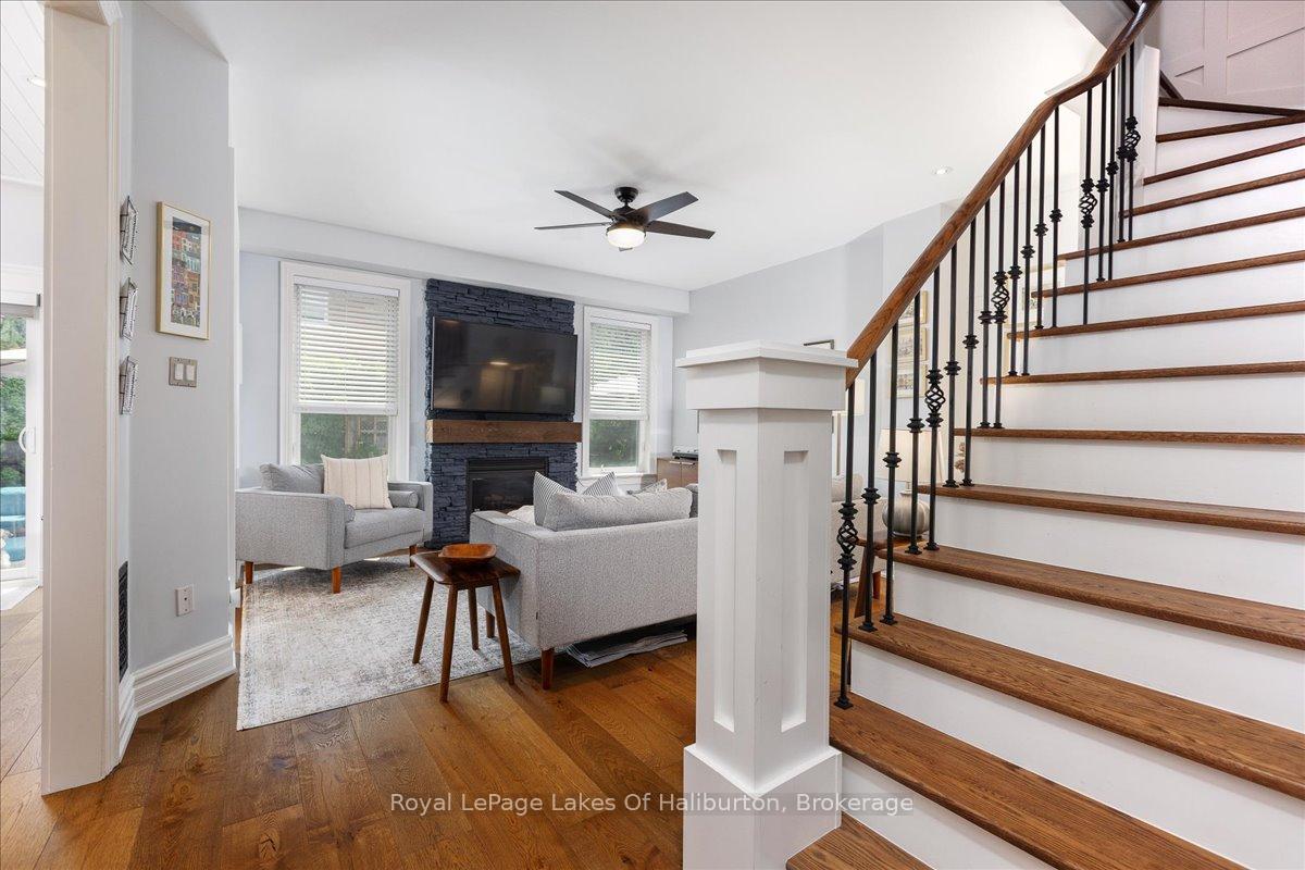 Photo 13 of 206 Birkshire Drive, Aurora, Bayview Wellington — HOMEH