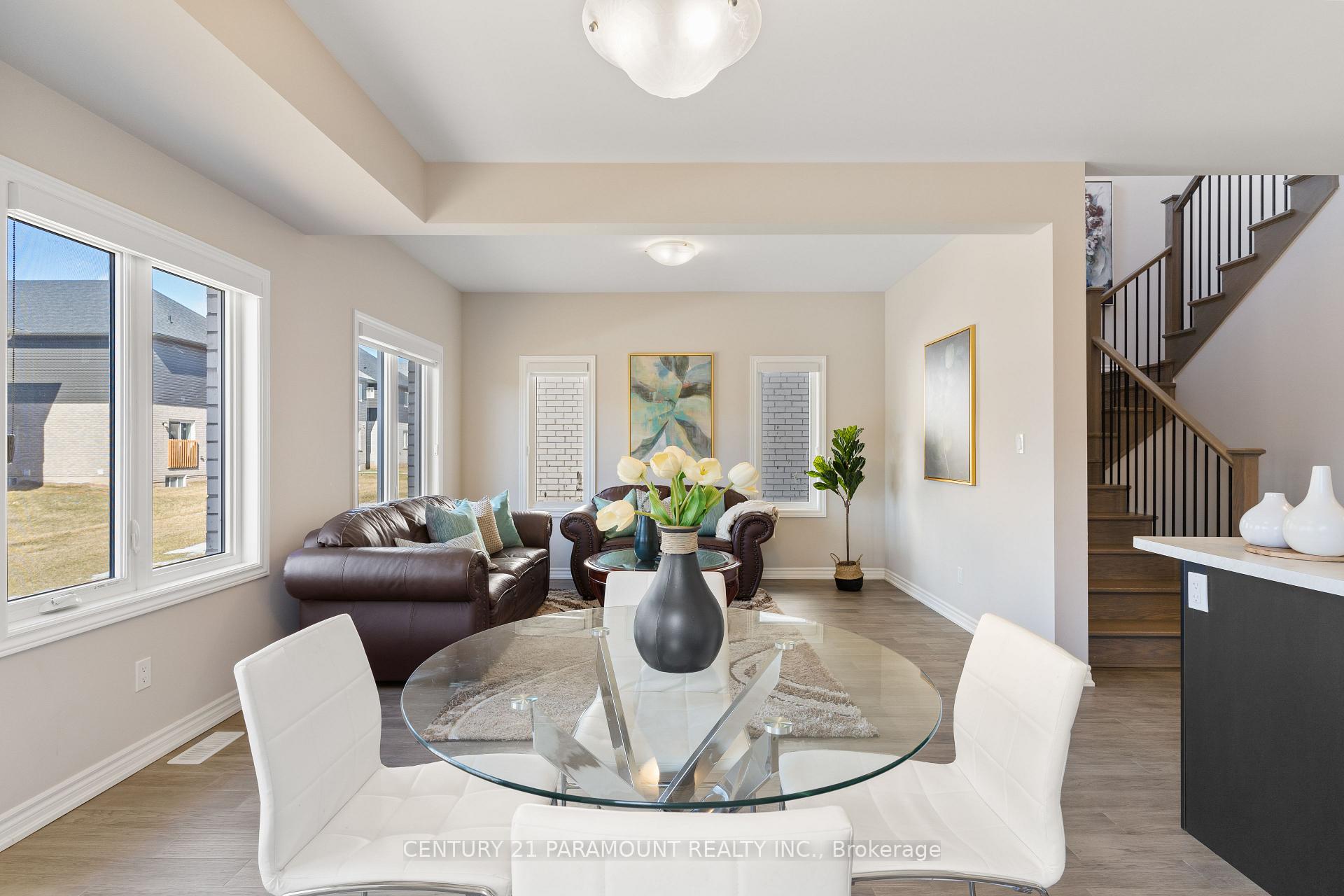 Photo 8 of 72 Bradley Avenue, Welland, Lincoln/Crowland — HOMEH