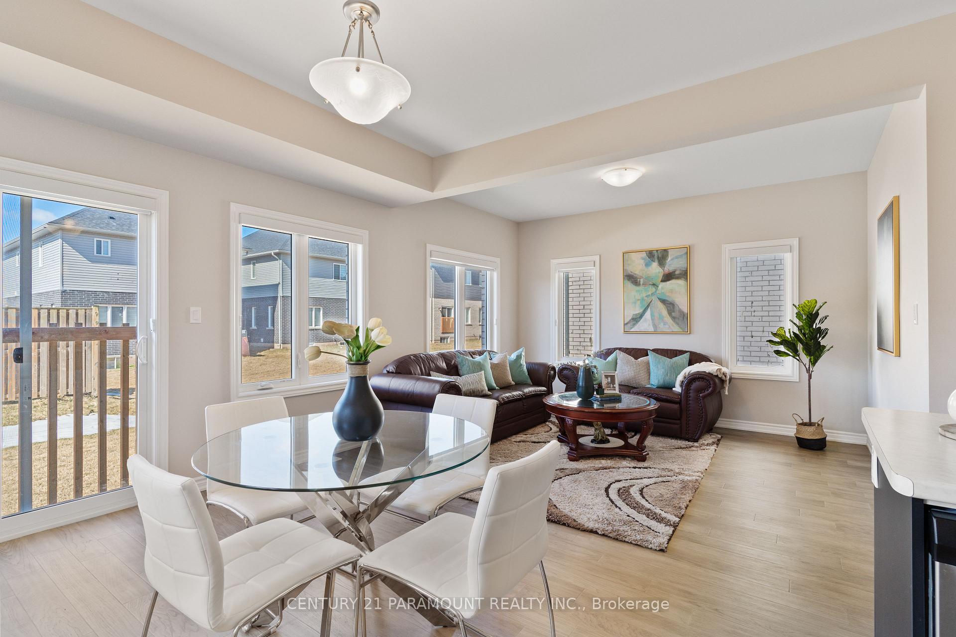 Photo 12 of 72 Bradley Avenue, Welland, Lincoln/Crowland — HOMEH