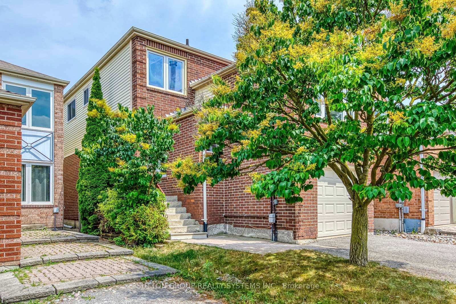 Photo 2 of 207 Winding Lane, Vaughan, Crestwood-Springfarm-Yorkhill — HOMEH