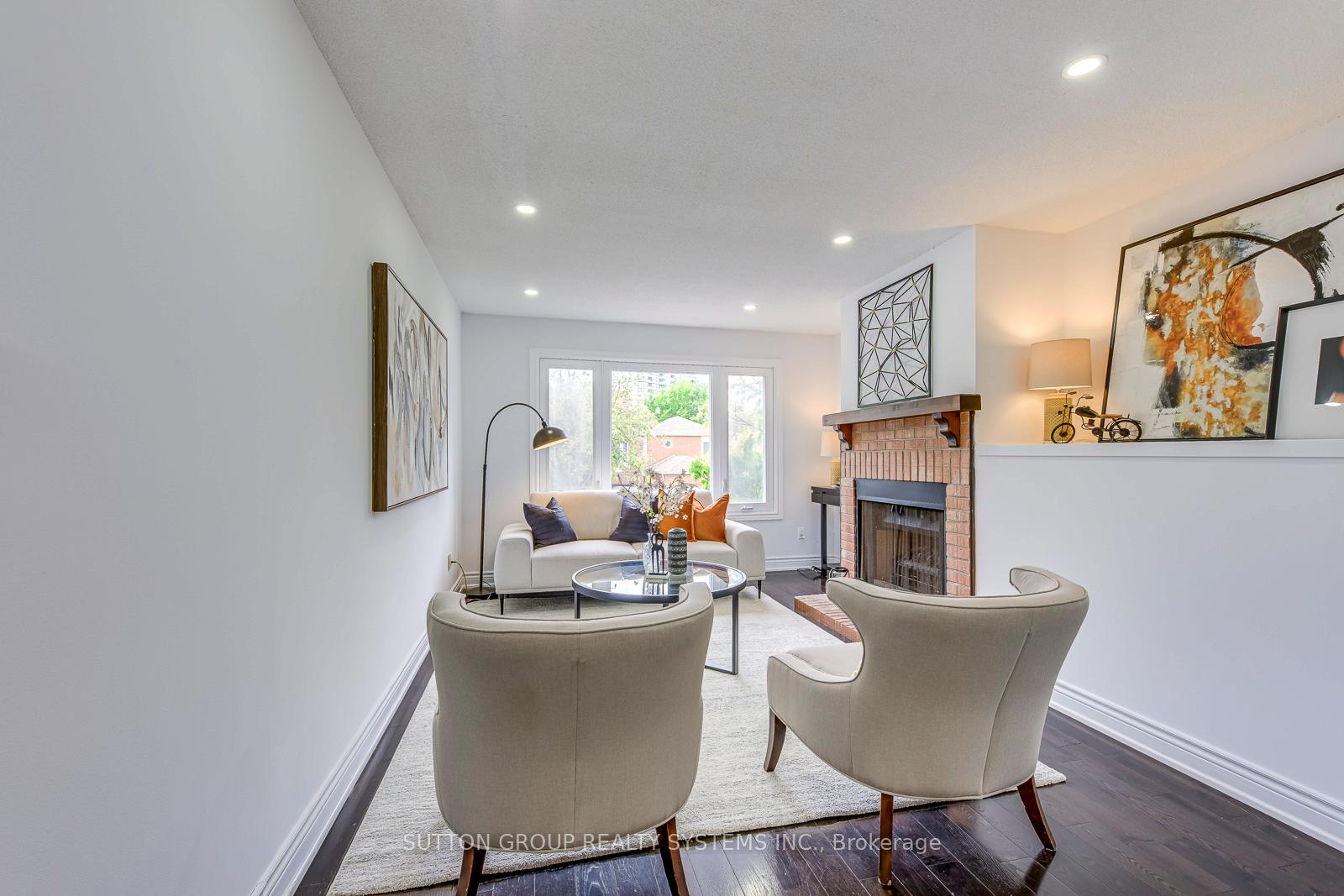 Photo 18 of 207 Winding Lane, Vaughan, Crestwood-Springfarm-Yorkhill — HOMEH