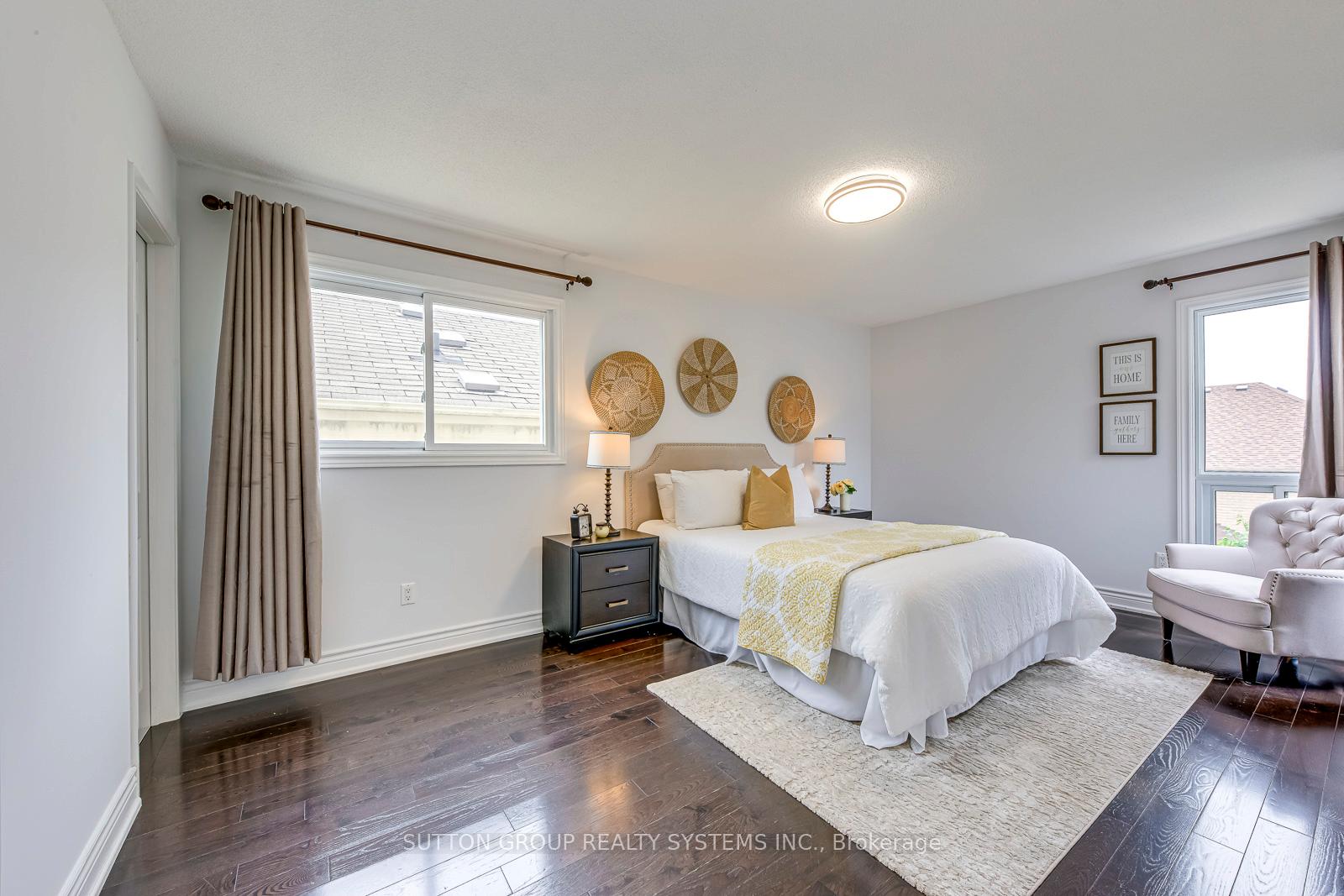 Photo 22 of 207 Winding Lane, Vaughan, Crestwood-Springfarm-Yorkhill — HOMEH