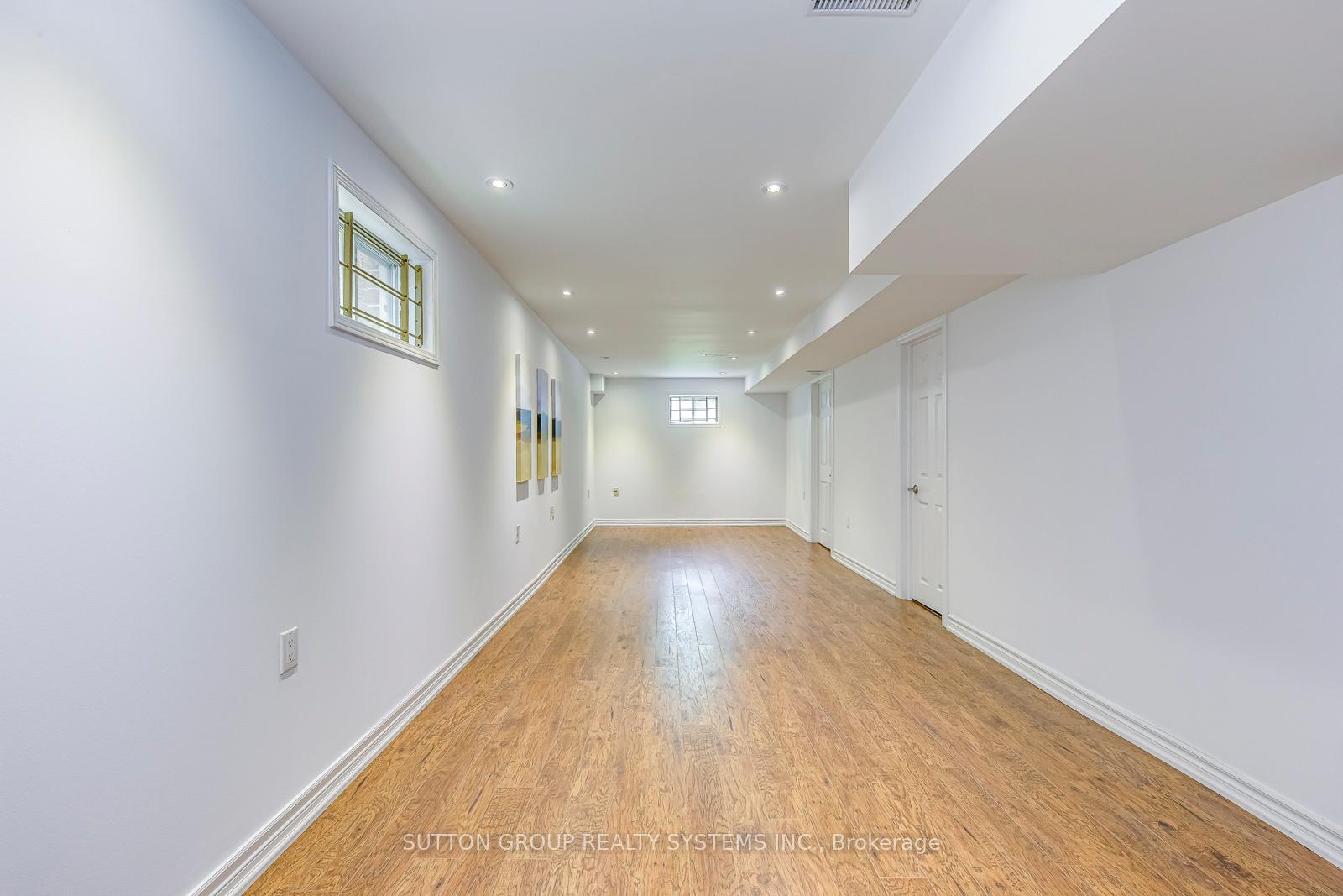 Photo 29 of 207 Winding Lane, Vaughan, Crestwood-Springfarm-Yorkhill — HOMEH