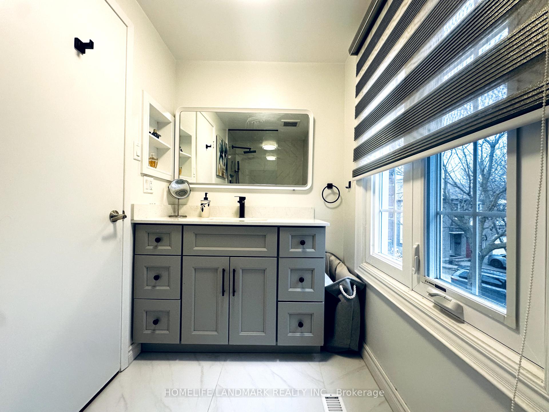 Photo 17 of 67 Foxglove Court, Markham, Unionville — HOMEH