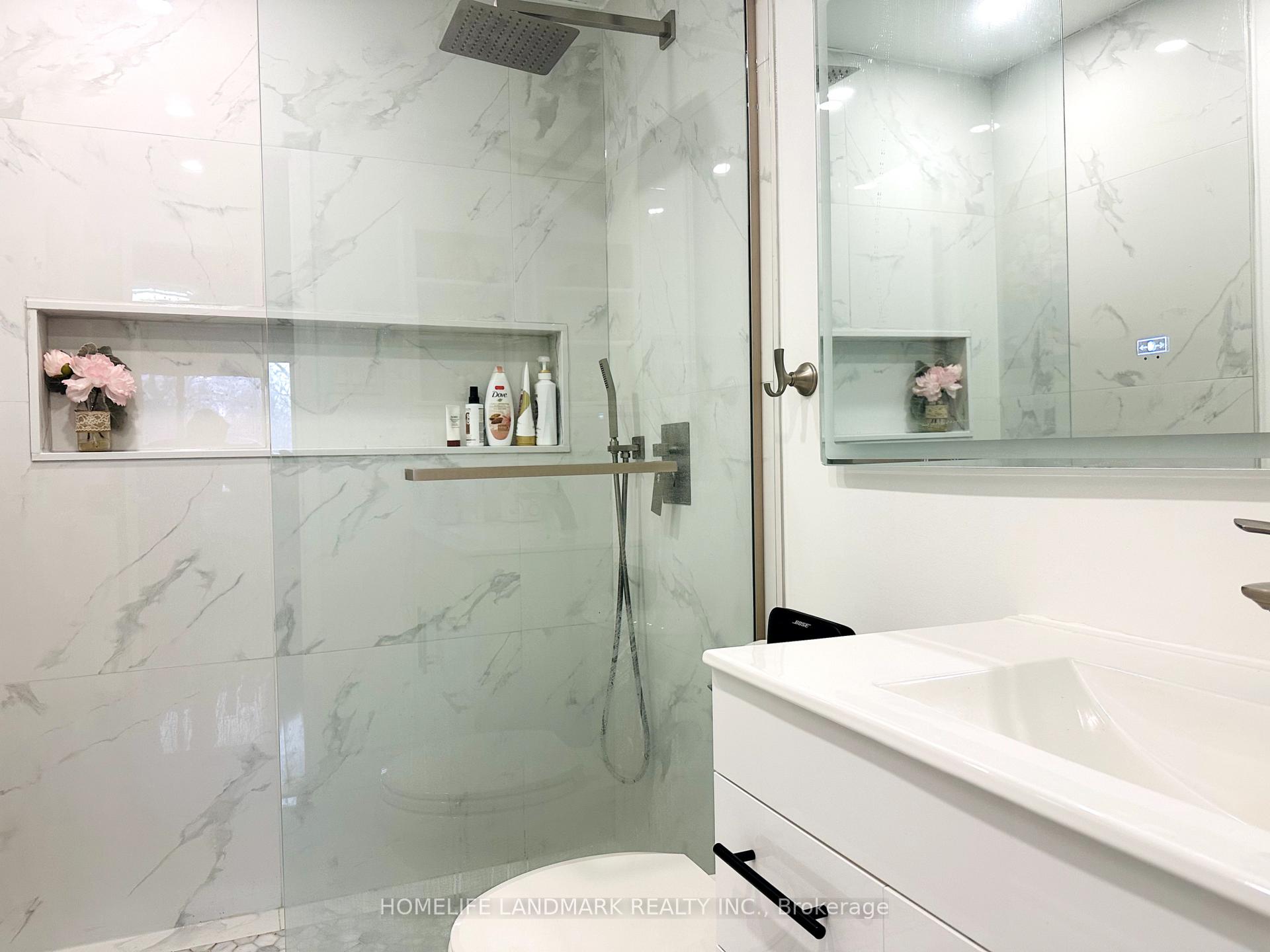 Photo 26 of 67 Foxglove Court, Markham, Unionville — HOMEH