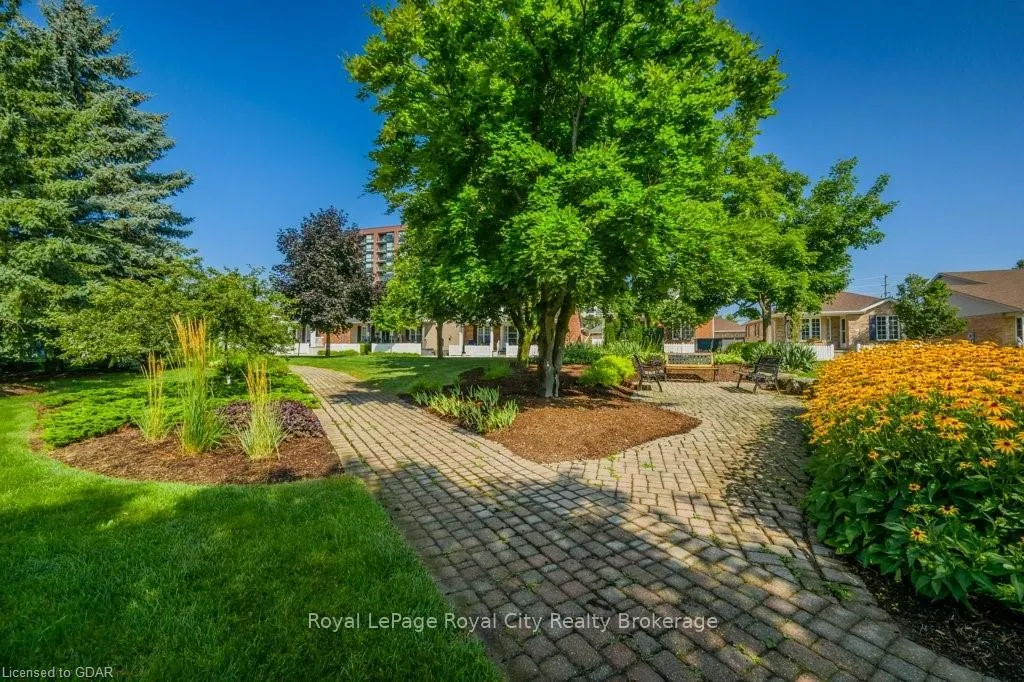 Photo 37 of Unit 13, 461 Columbia Street W, Waterloo, Upper Beechwood — HOMEH