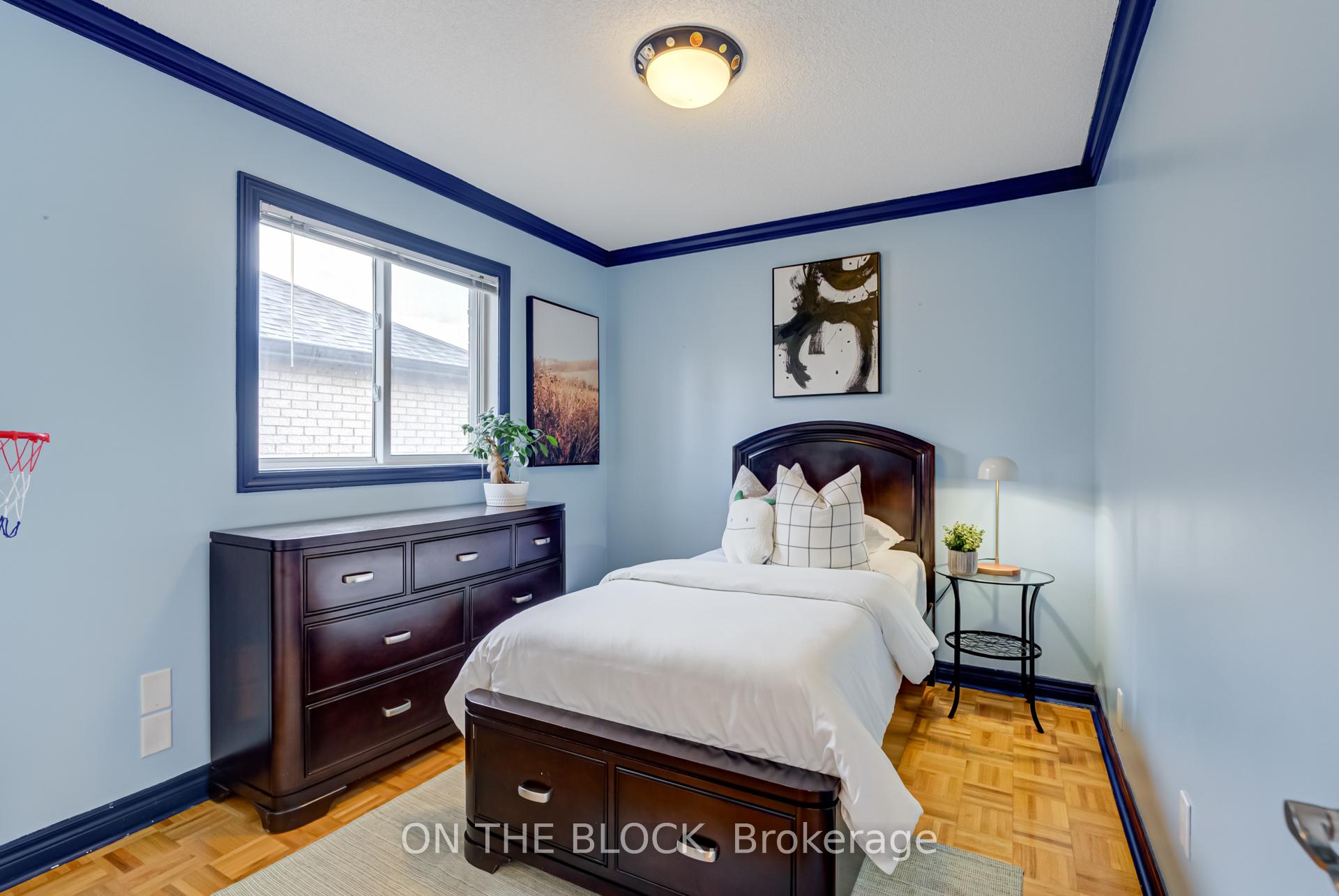 Photo 26 of 213 Rosanna Crescent, Vaughan, Maple — HOMEH